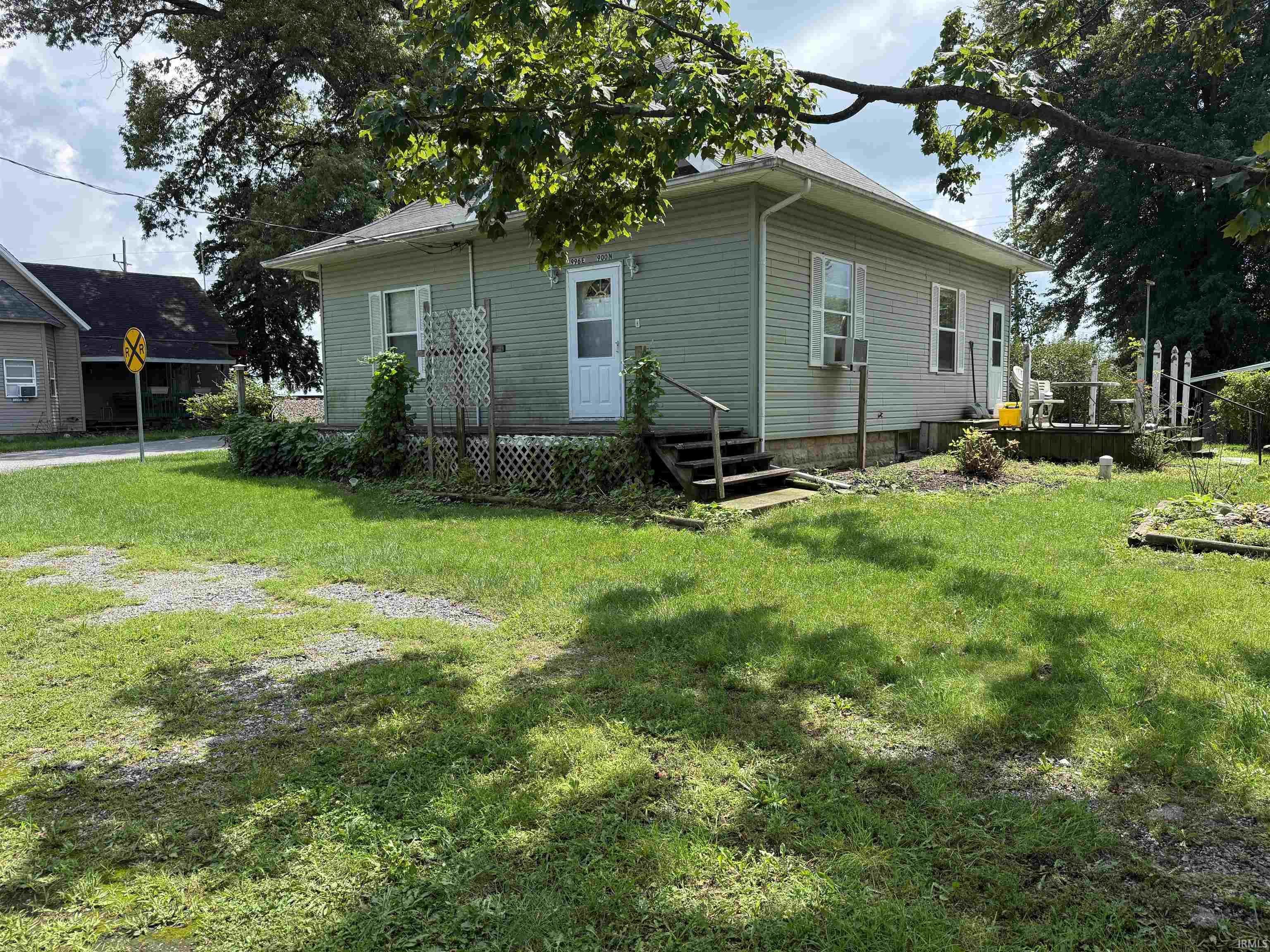 996 E 900 N Property Photo 1