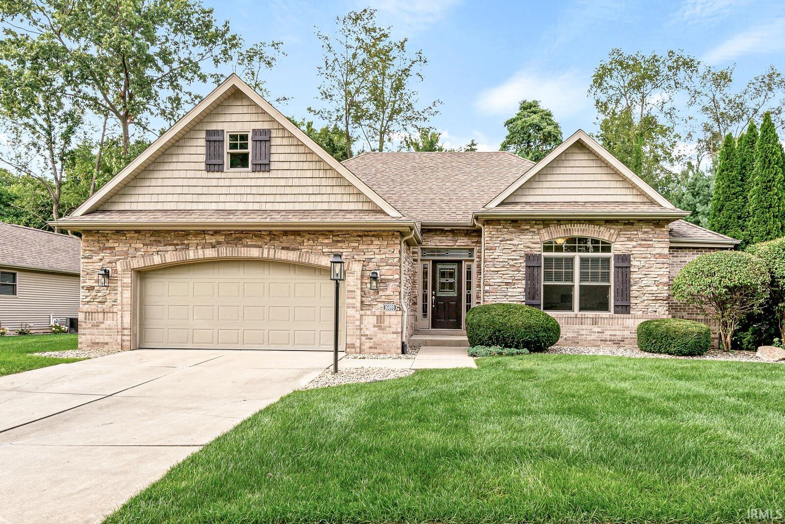 16099 Gumwood Crossing Drive Property Photo 1