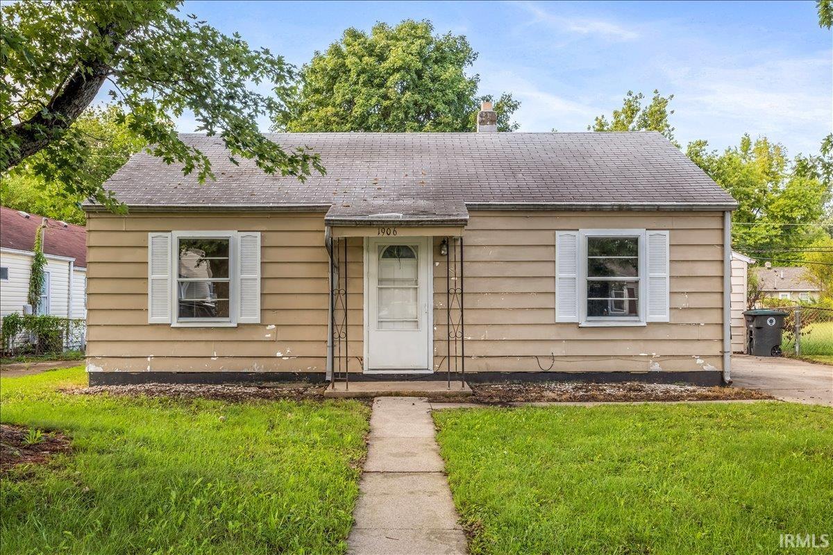 1906 E 24th Street Property Photo 1