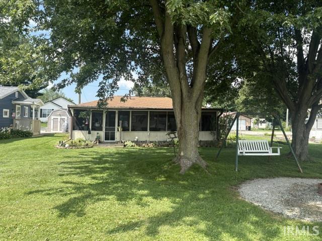 5937 N Lakeshore Drive Property Photo 1