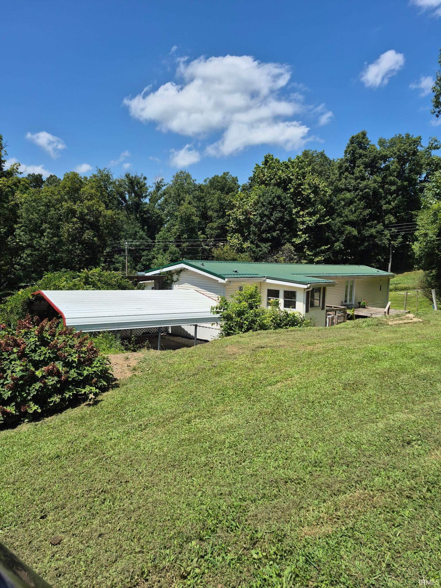 3243 W 1000 Road Property Photo 1