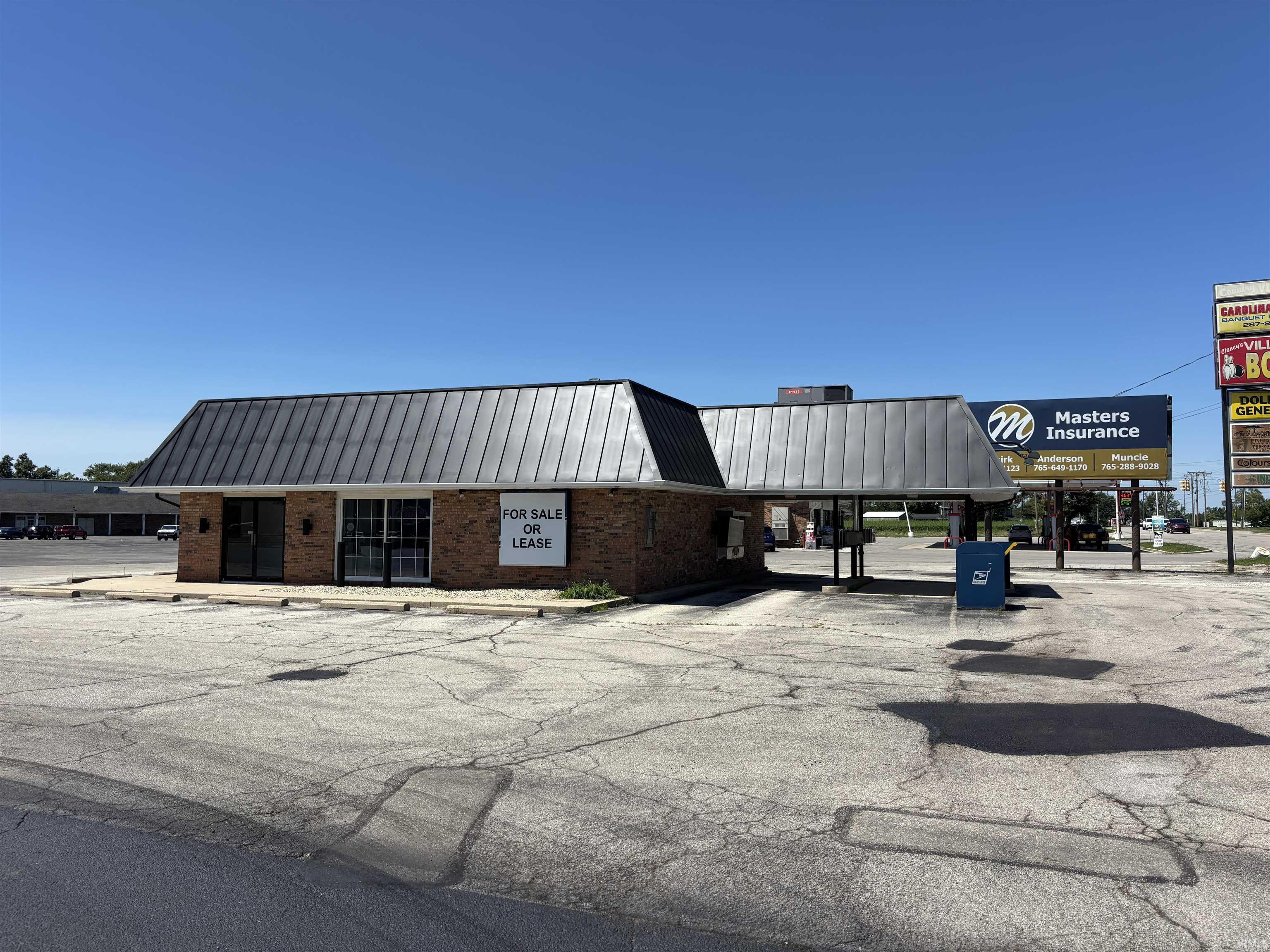 4801 N Wheeling Avenue Property Photo 1