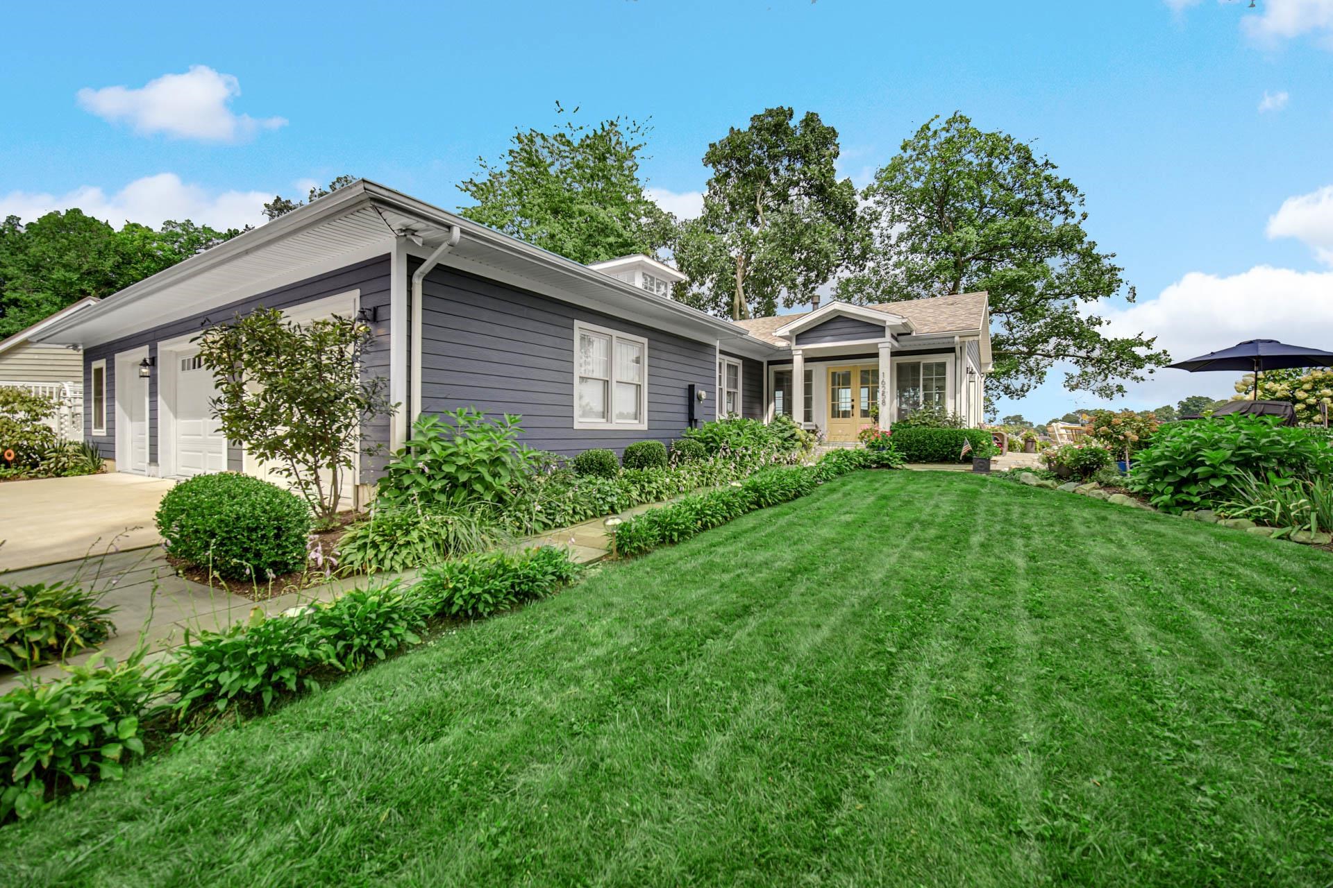 16258 Dogwood Lane