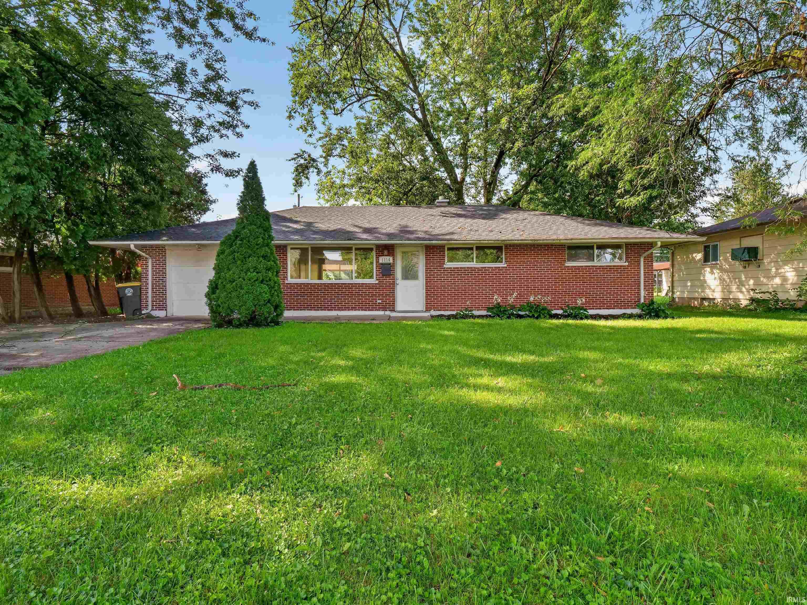 1114 Vance Avenue Property Photo 1