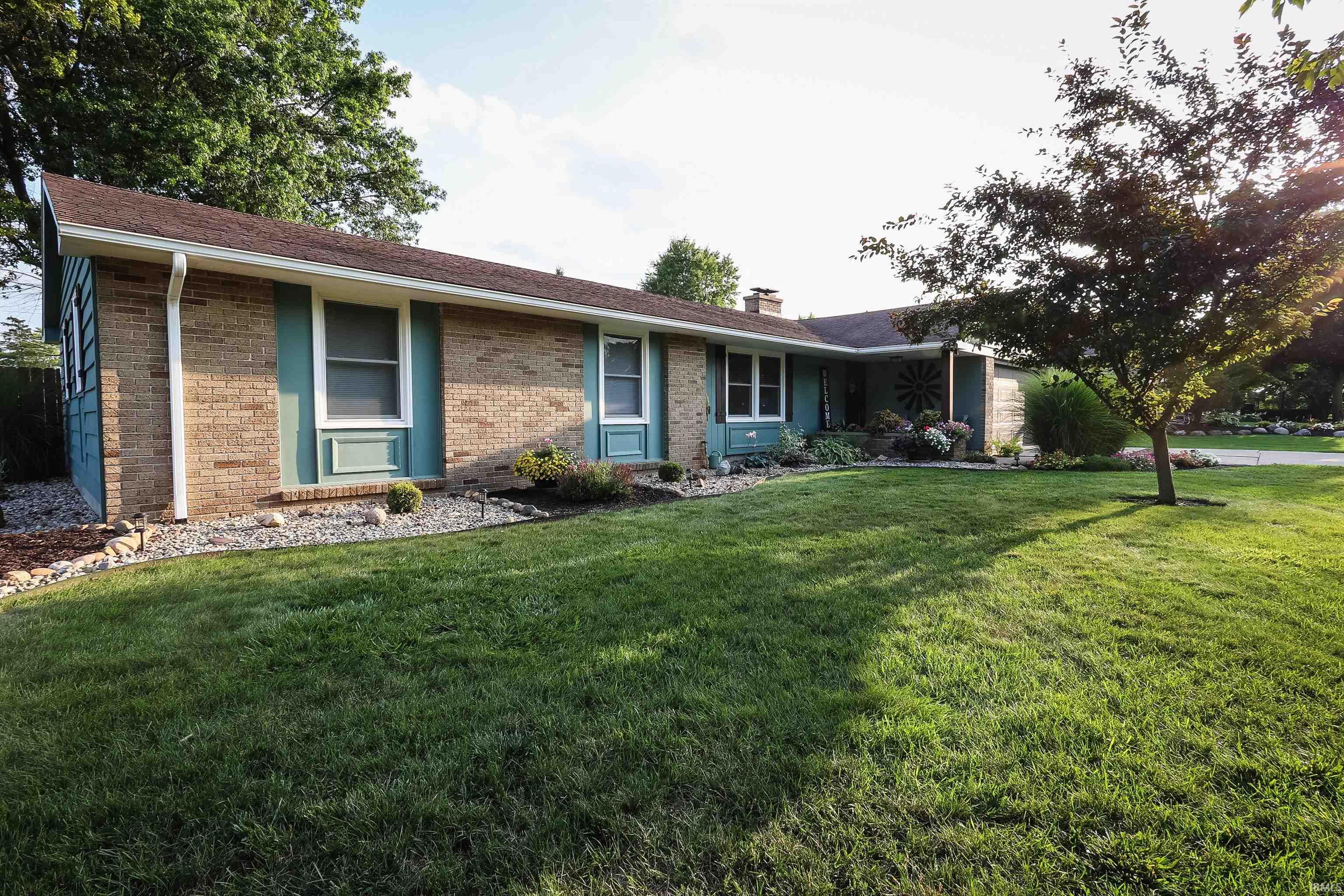 17334 Lee Lane Property Photo 1