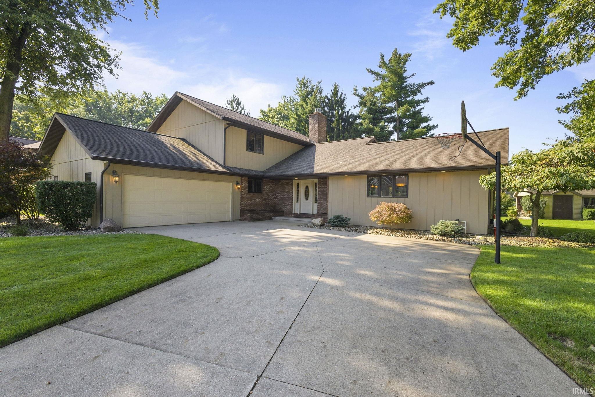 23590 Cedar Knoll Circle Property Photo 1