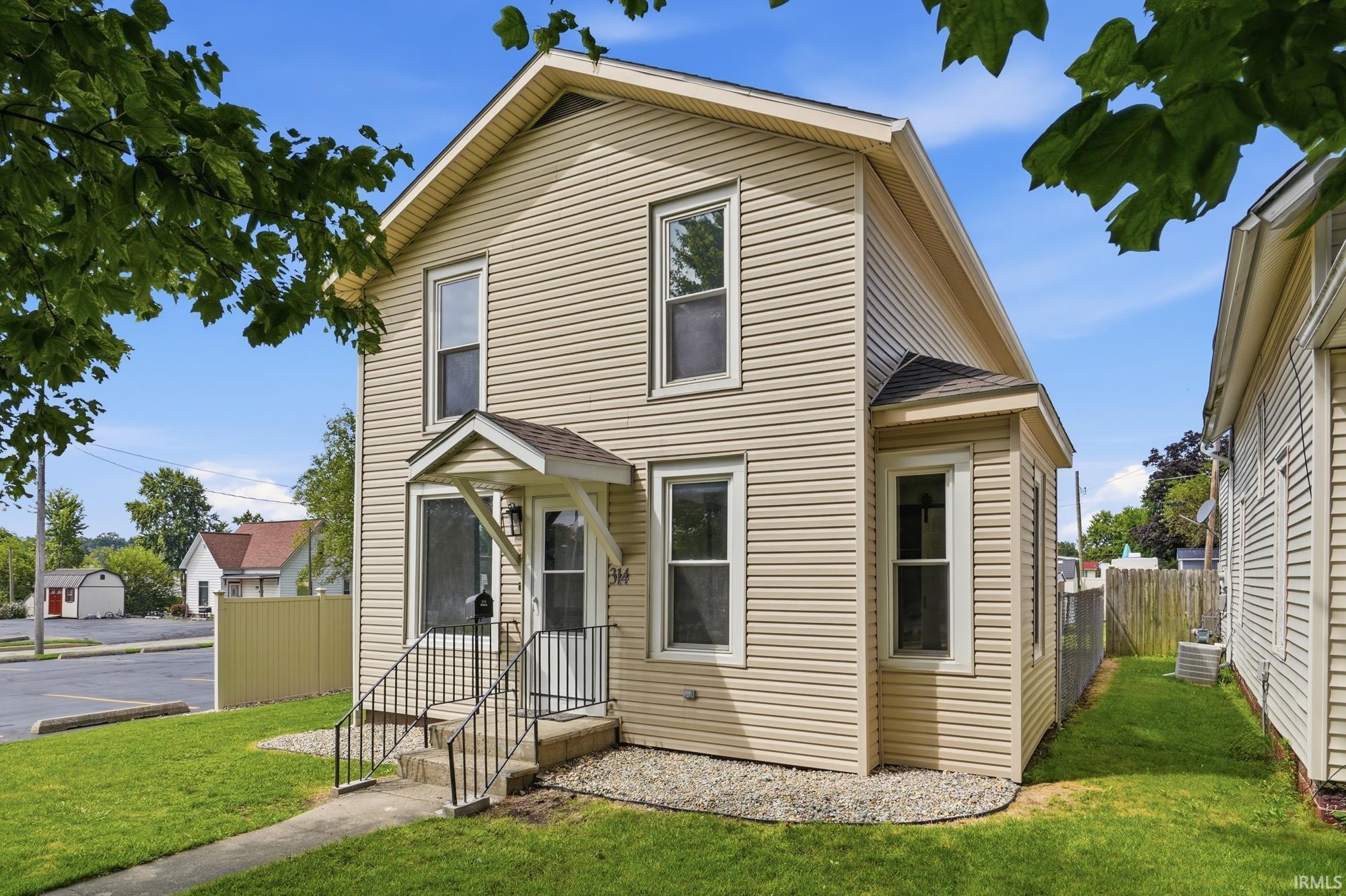 314 S Line Street Property Photo 1