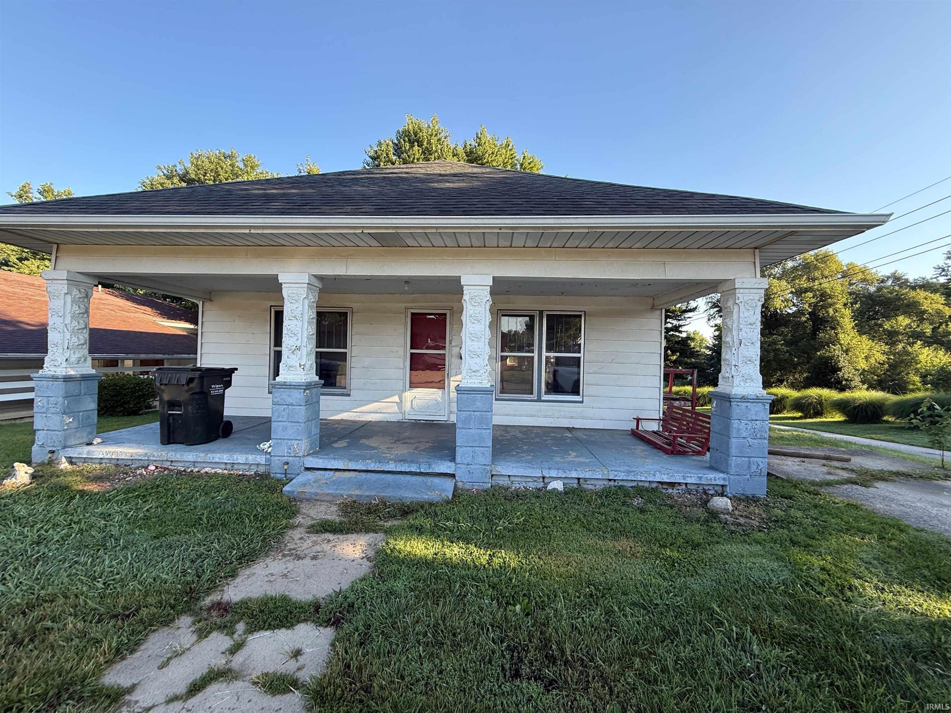 1414 E Poplar Street Property Photo 1