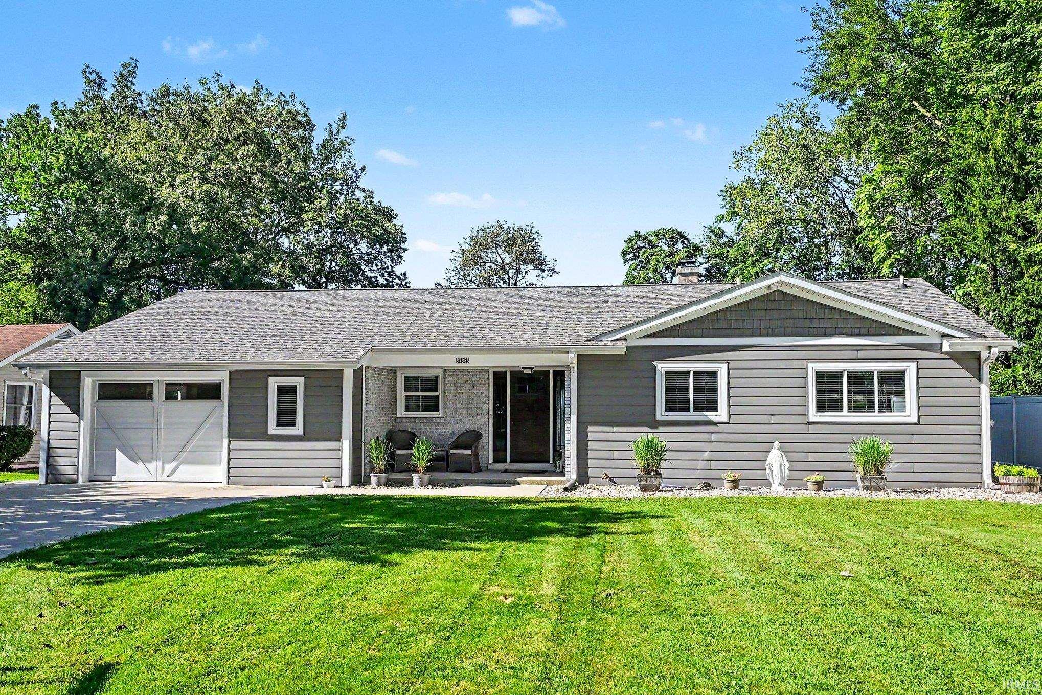 67855 Lake Trail