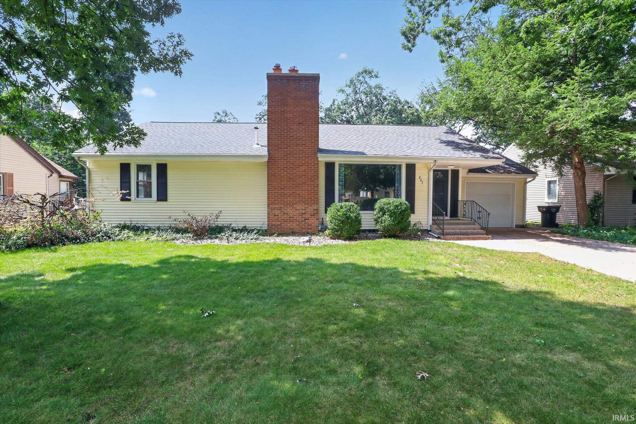 227 Devonshire Drive Property Photo 1