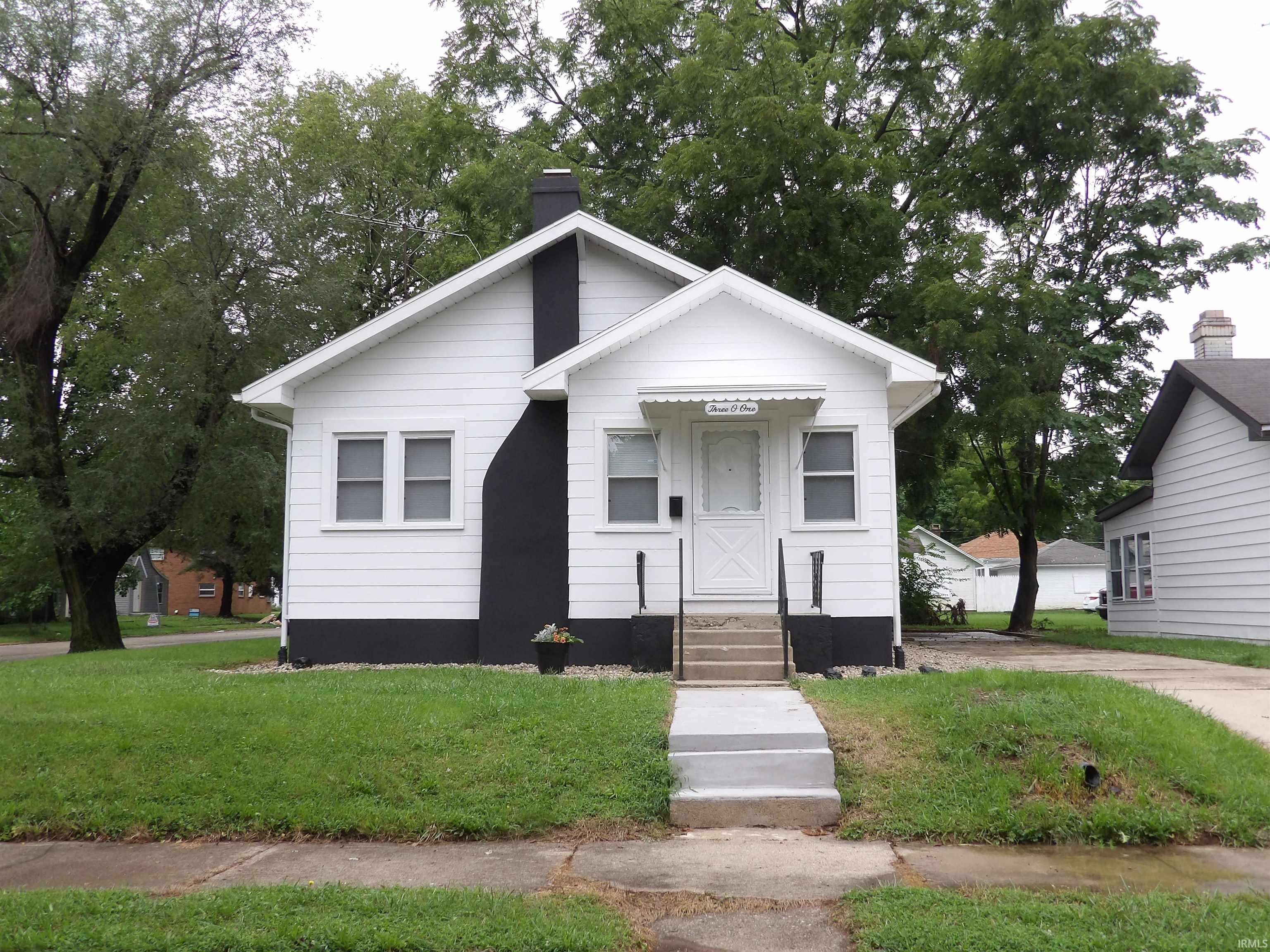 301 N Light Street Property Photo 1