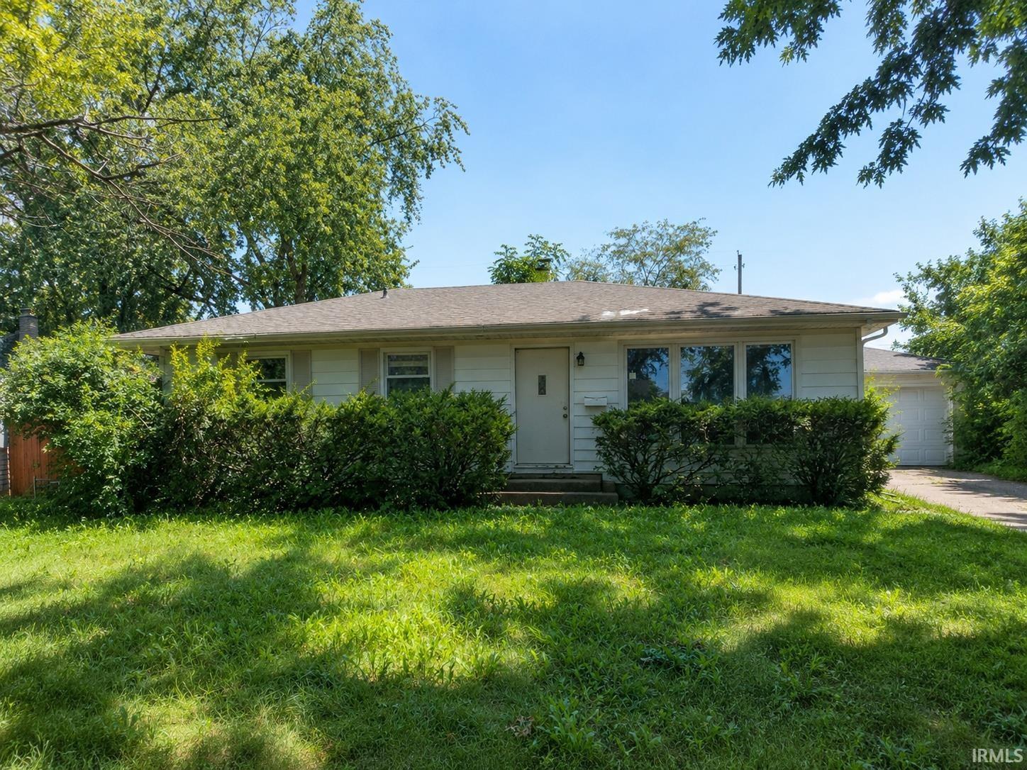 2324 Sherborne Boulevard Property Photo 1