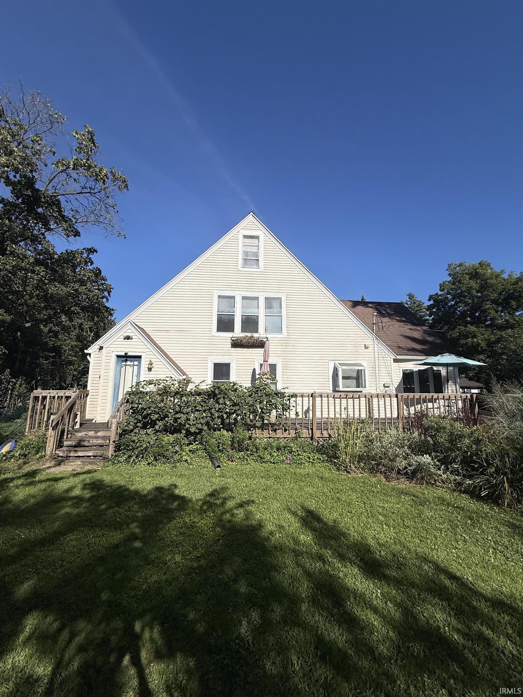 6682 N 6th Trail Property Photo 1