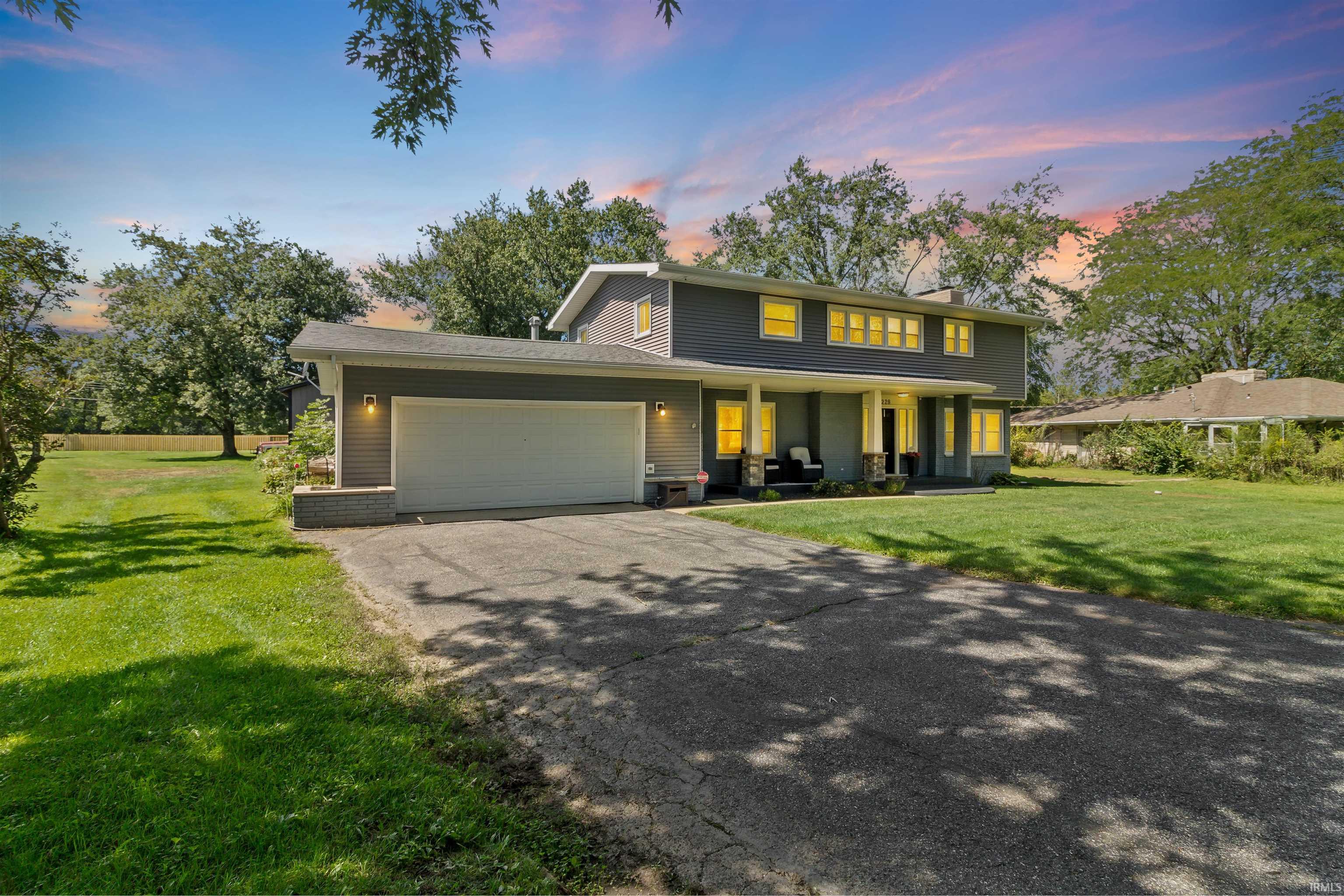 5608 S Delmar Road Property Photo 1
