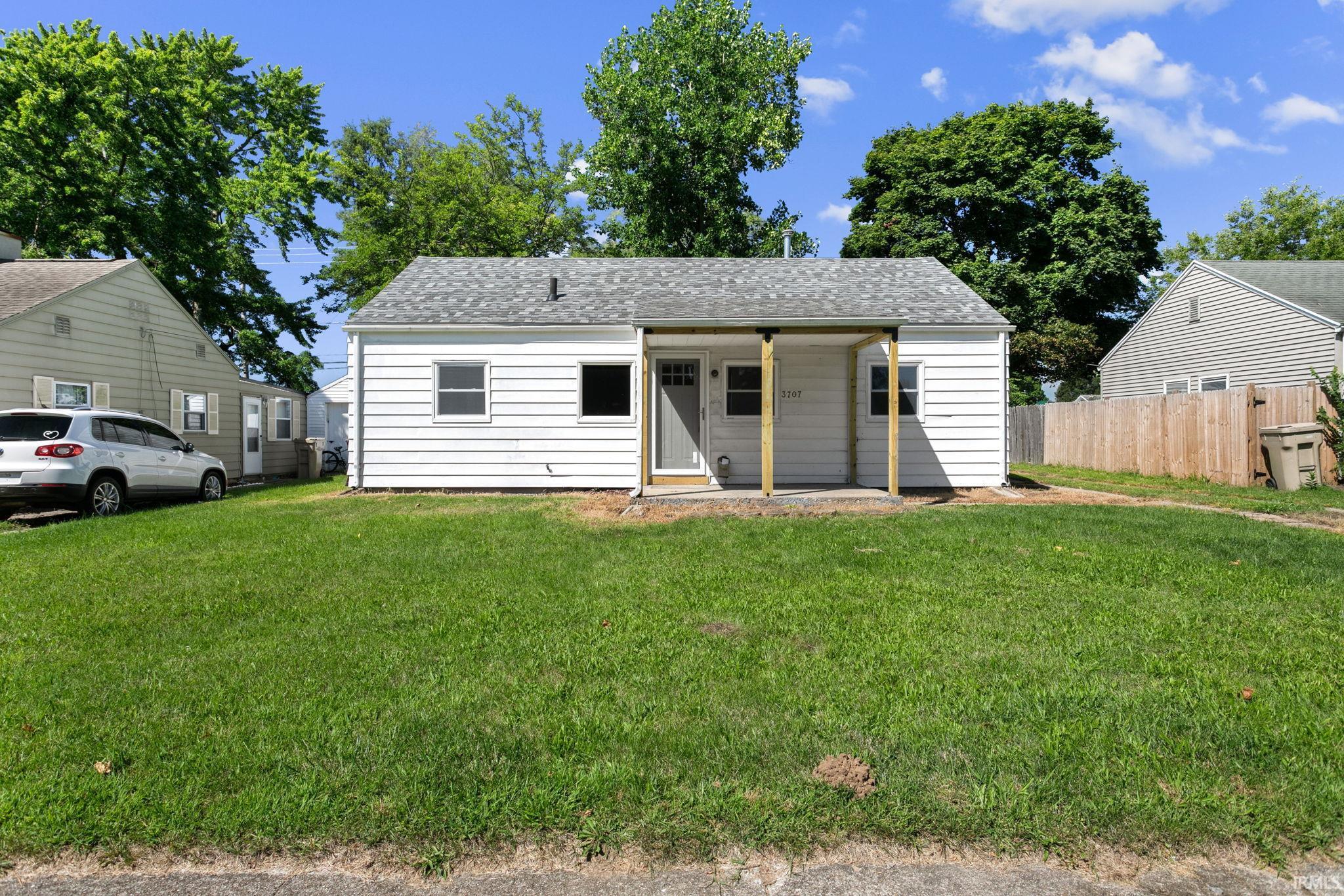 3707 Addison Street Property Photo 1