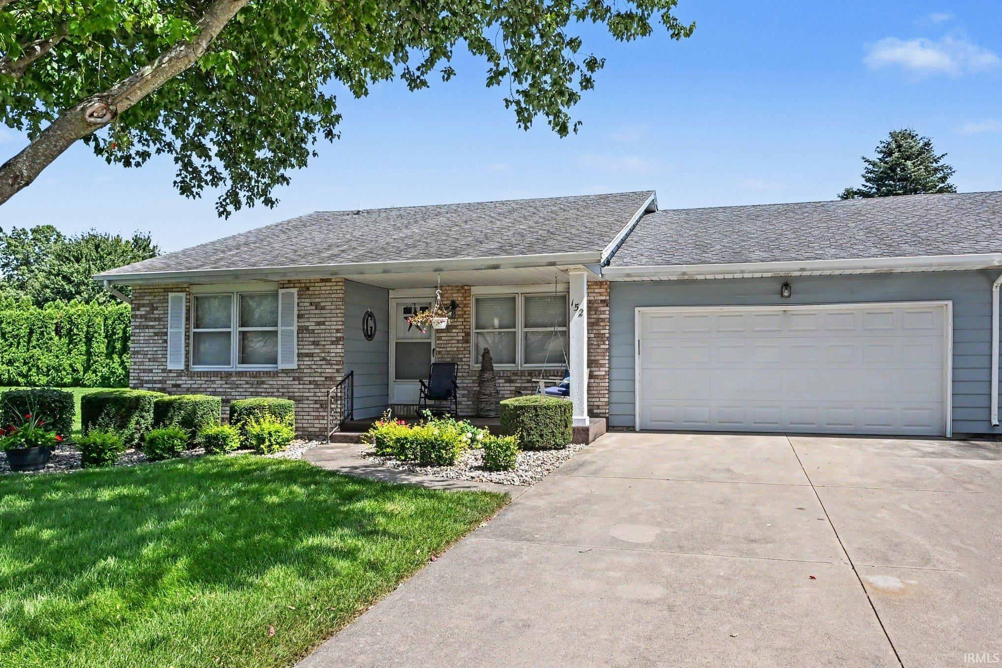 152 Oakmont Drive
