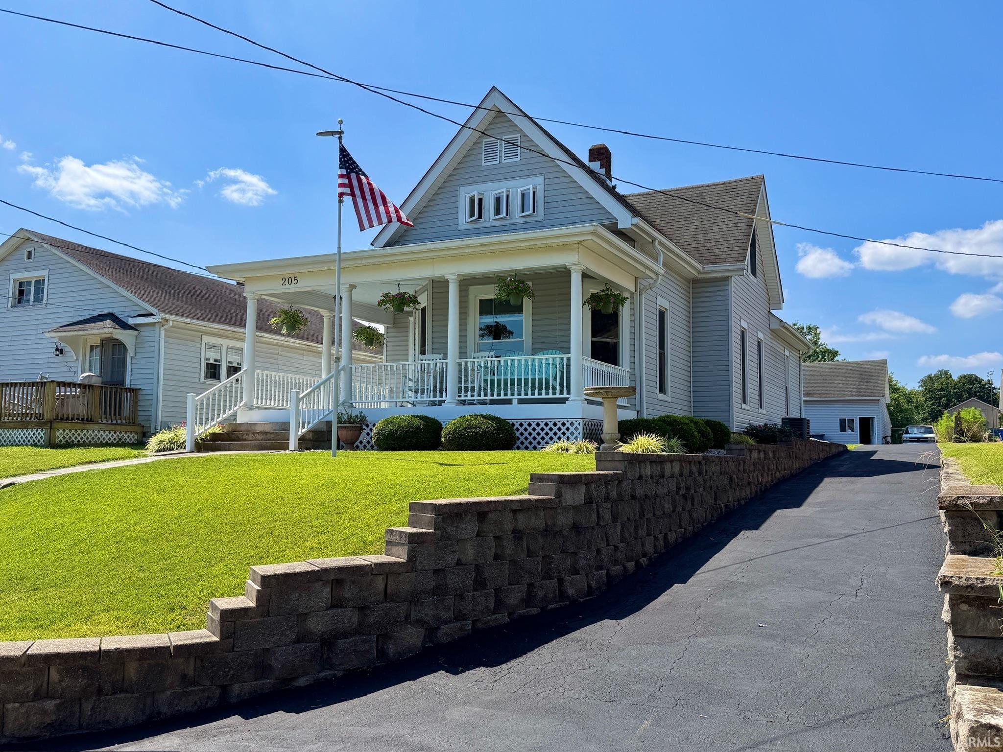 205 Lincoln Avenue