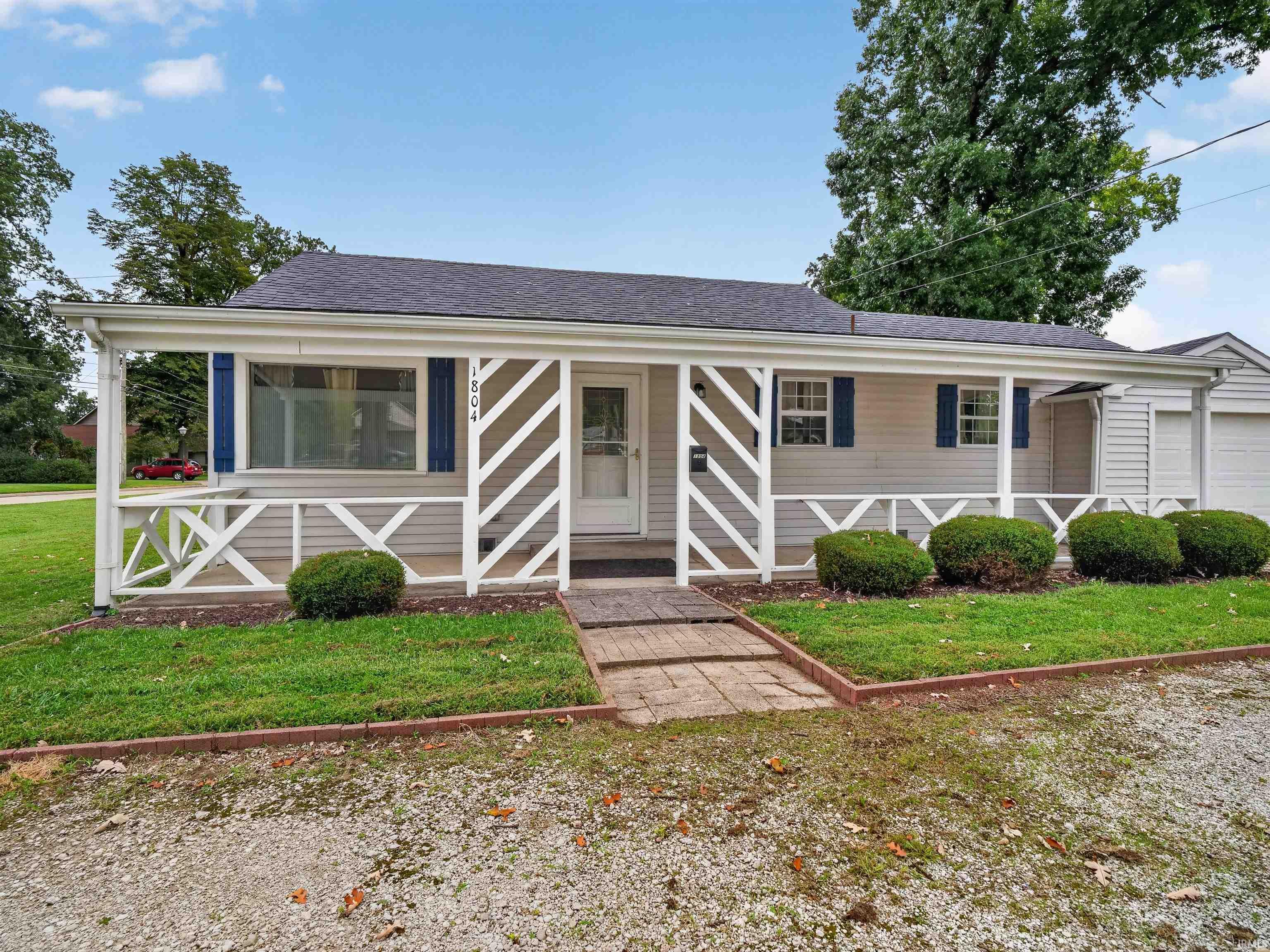 1804 Lower Huntington Road Property Photo 1