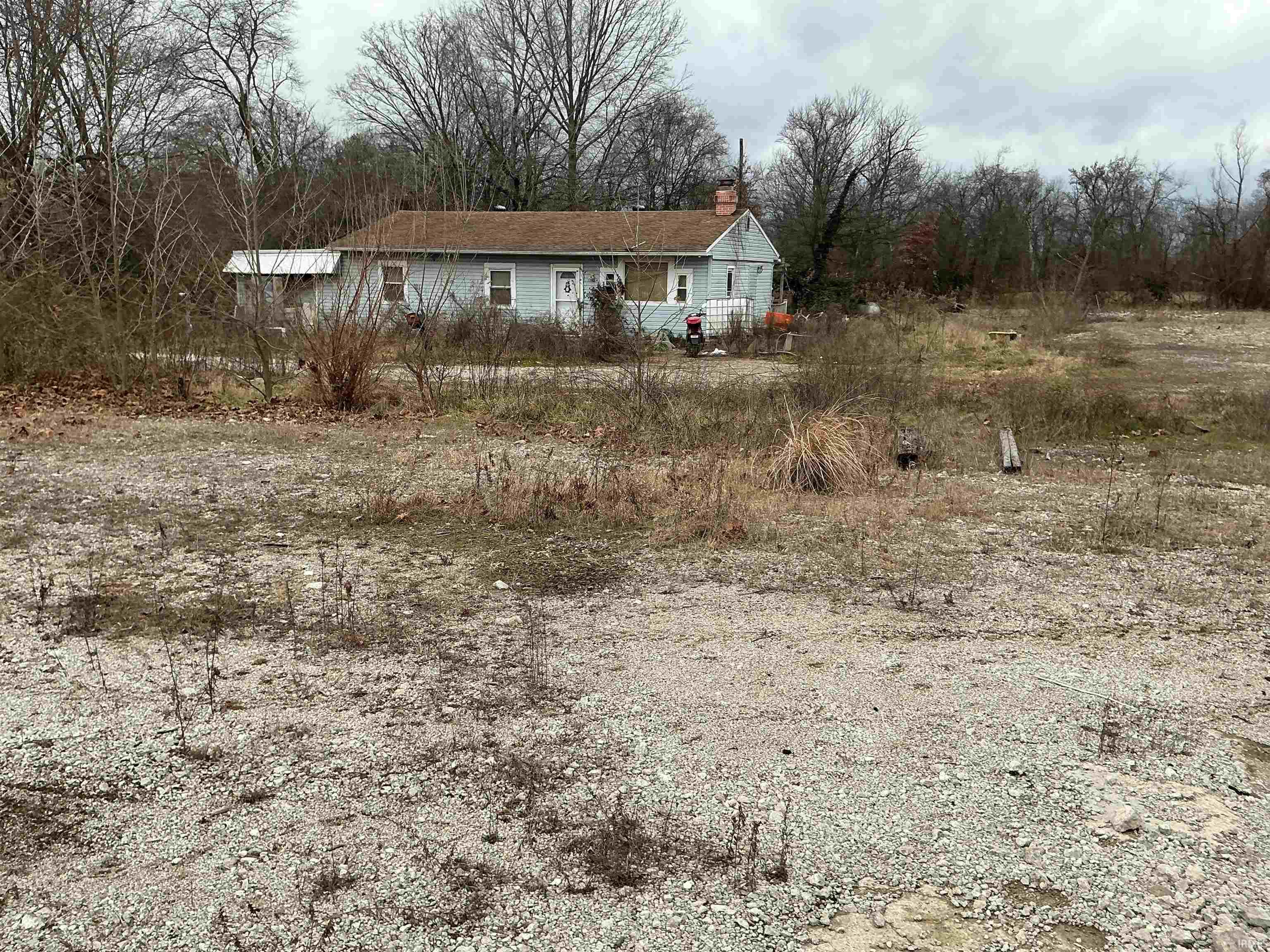 2622 N Kerth Avenue Property Photo 1