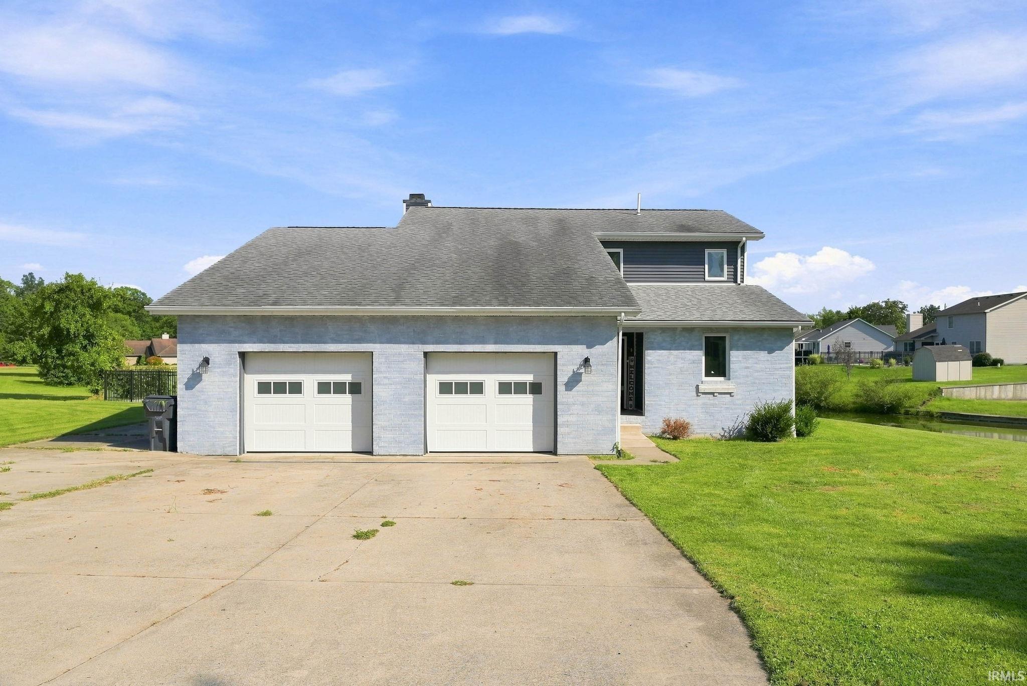 4 Lakeview Court Property Photo 1