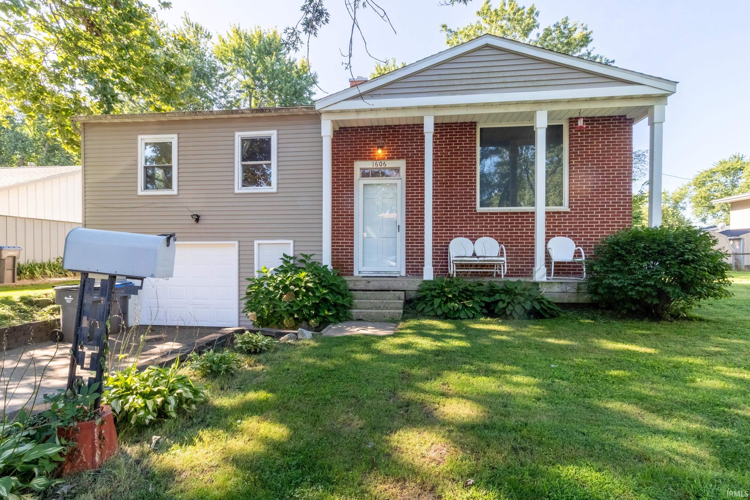 1606 West Avenue Property Photo 1