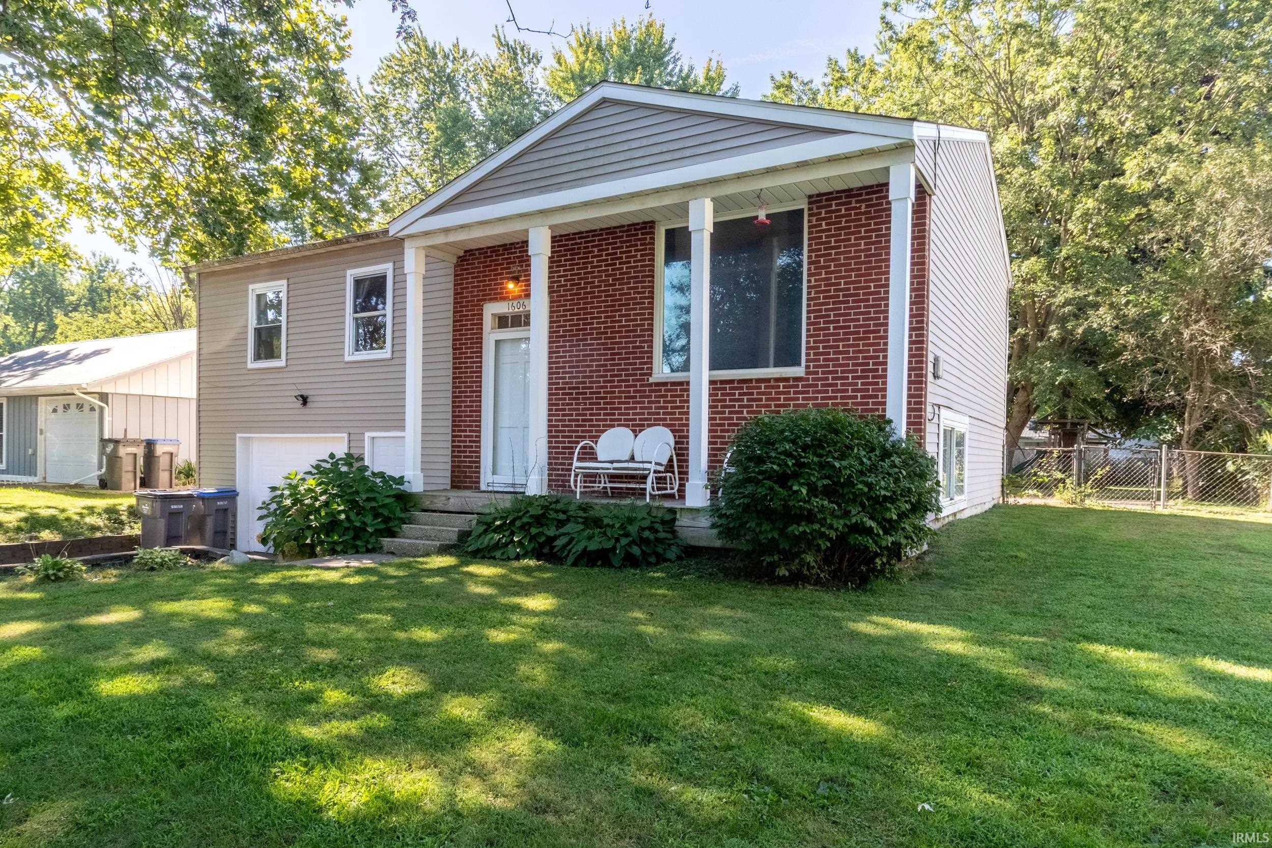 1606 West Avenue Property Photo 1