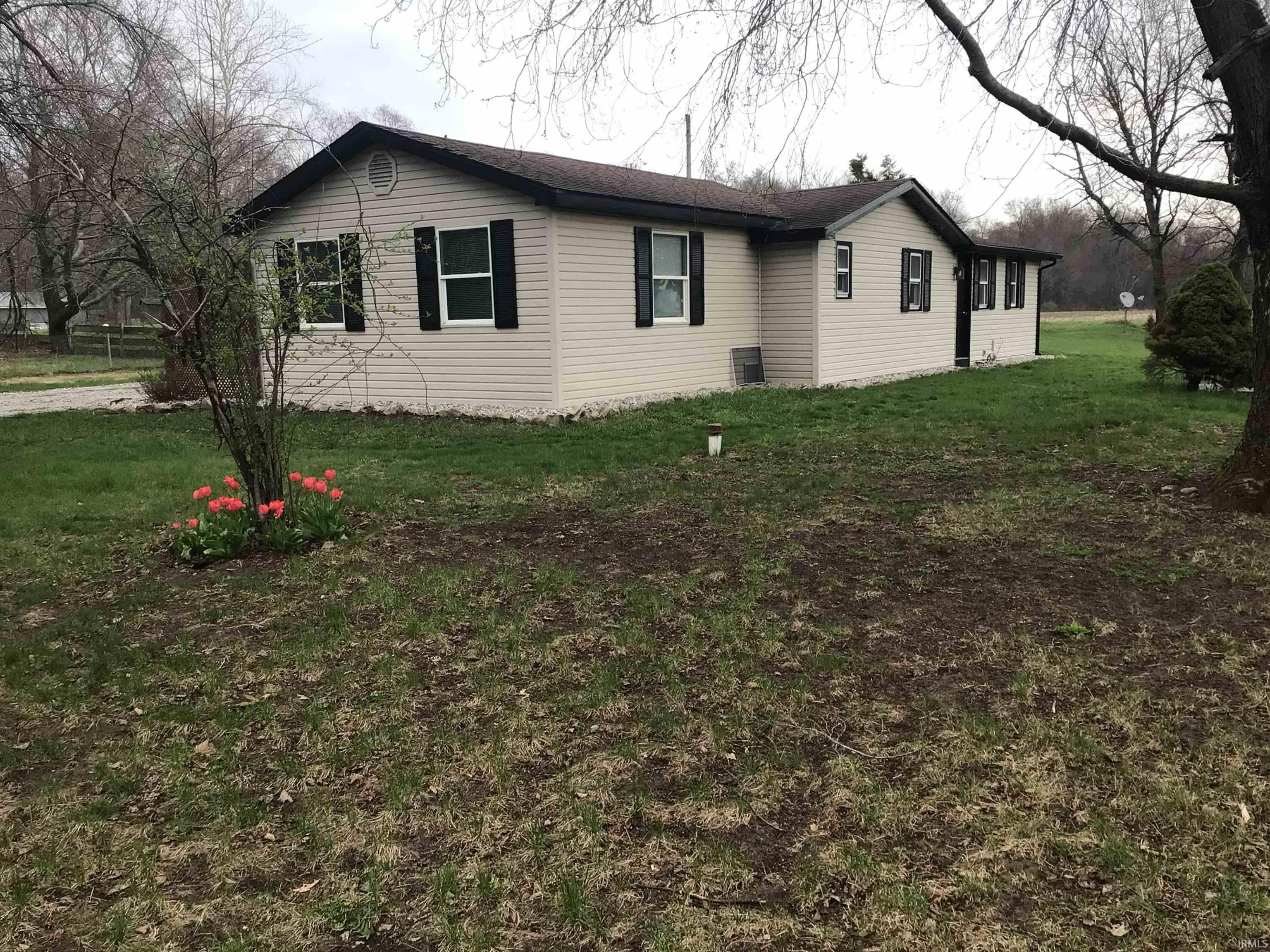 4358 S 250 E Property Photo 1