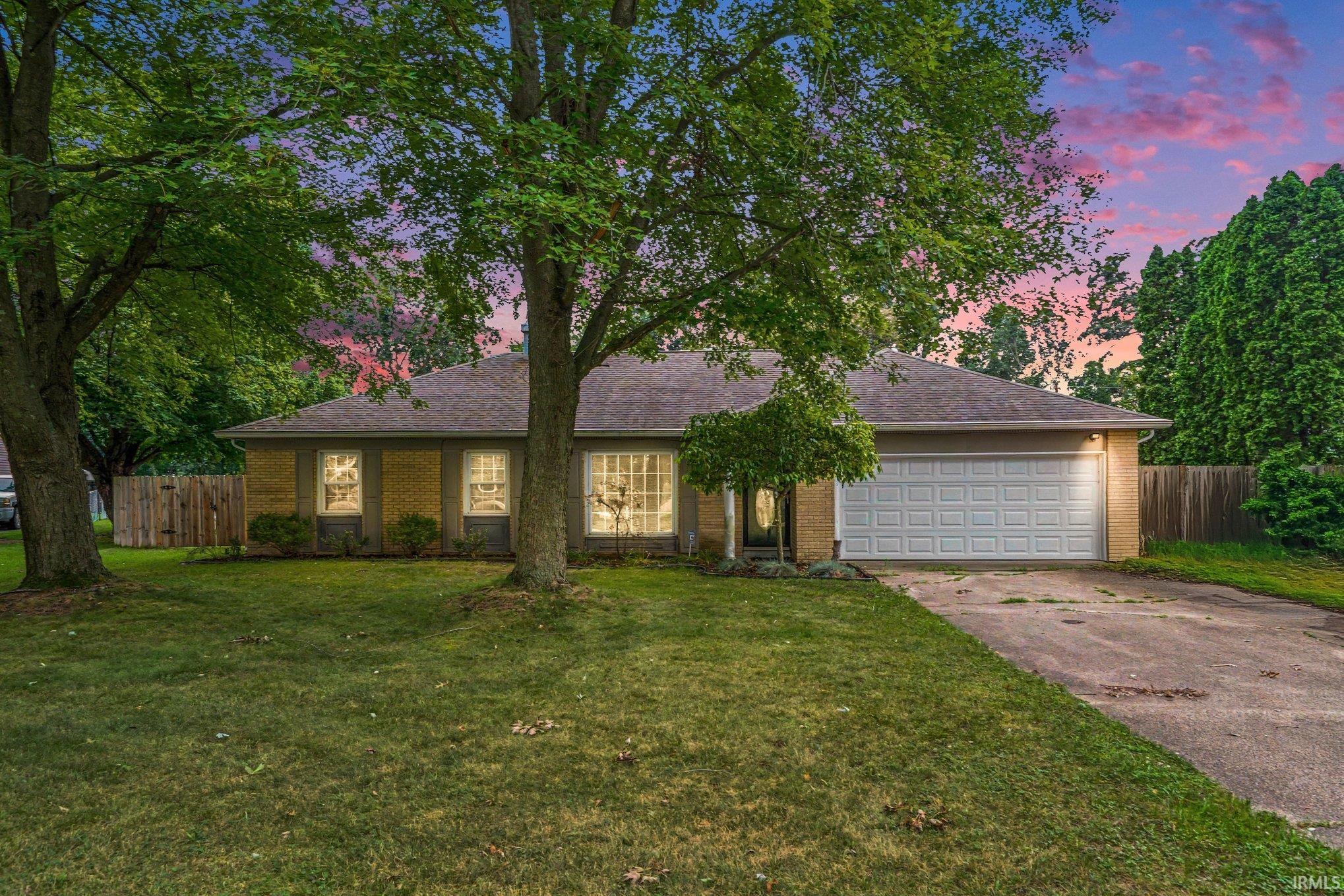 30798 Oakcrest Drive Property Photo 1