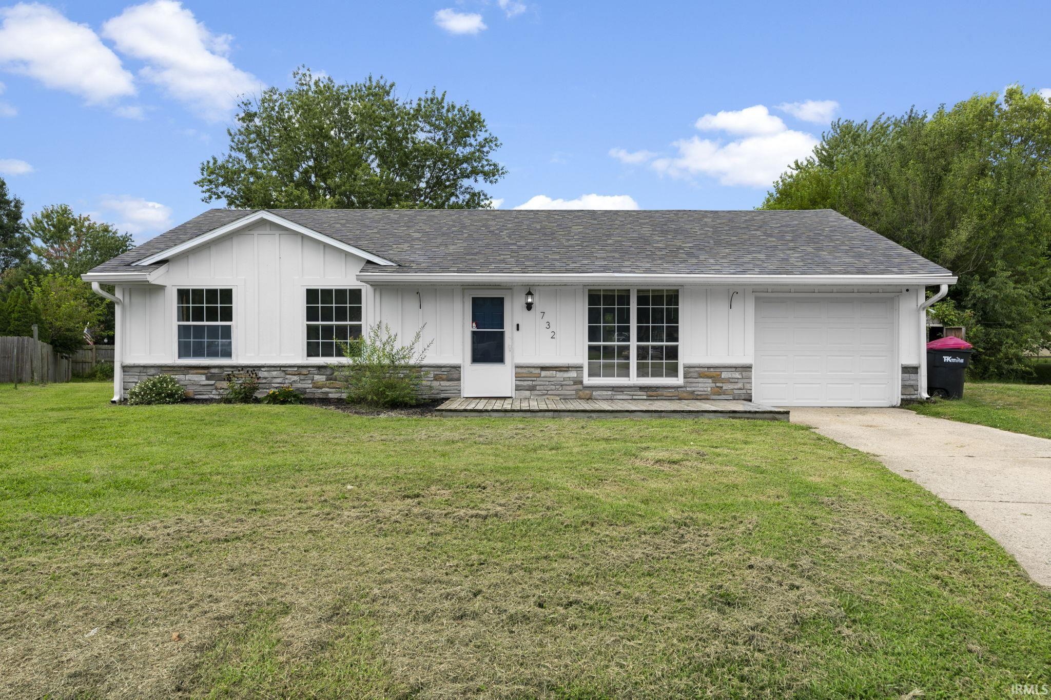 732 Quabache Court Property Photo 1