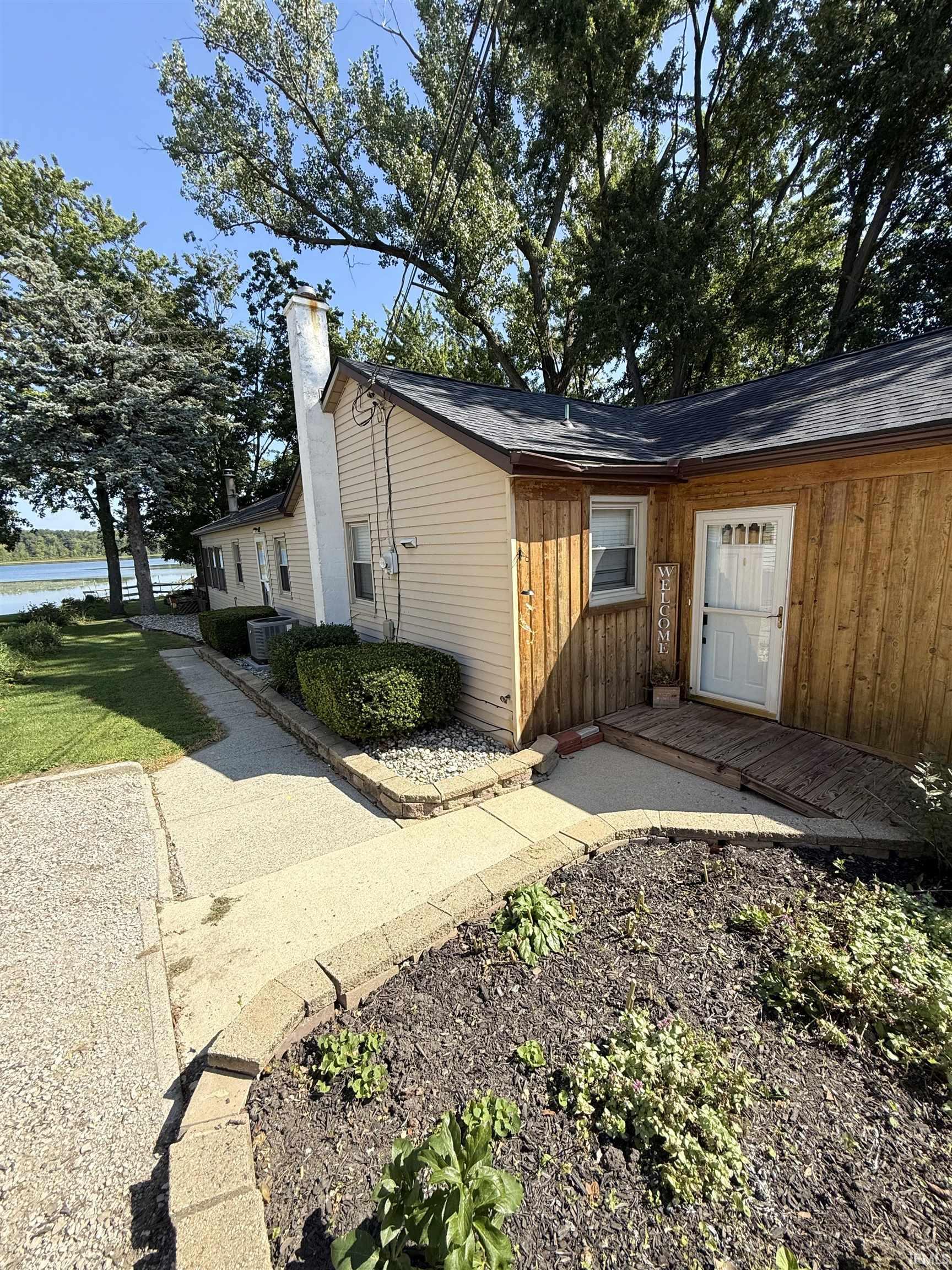 3245 E Colony Avenue Property Photo 1