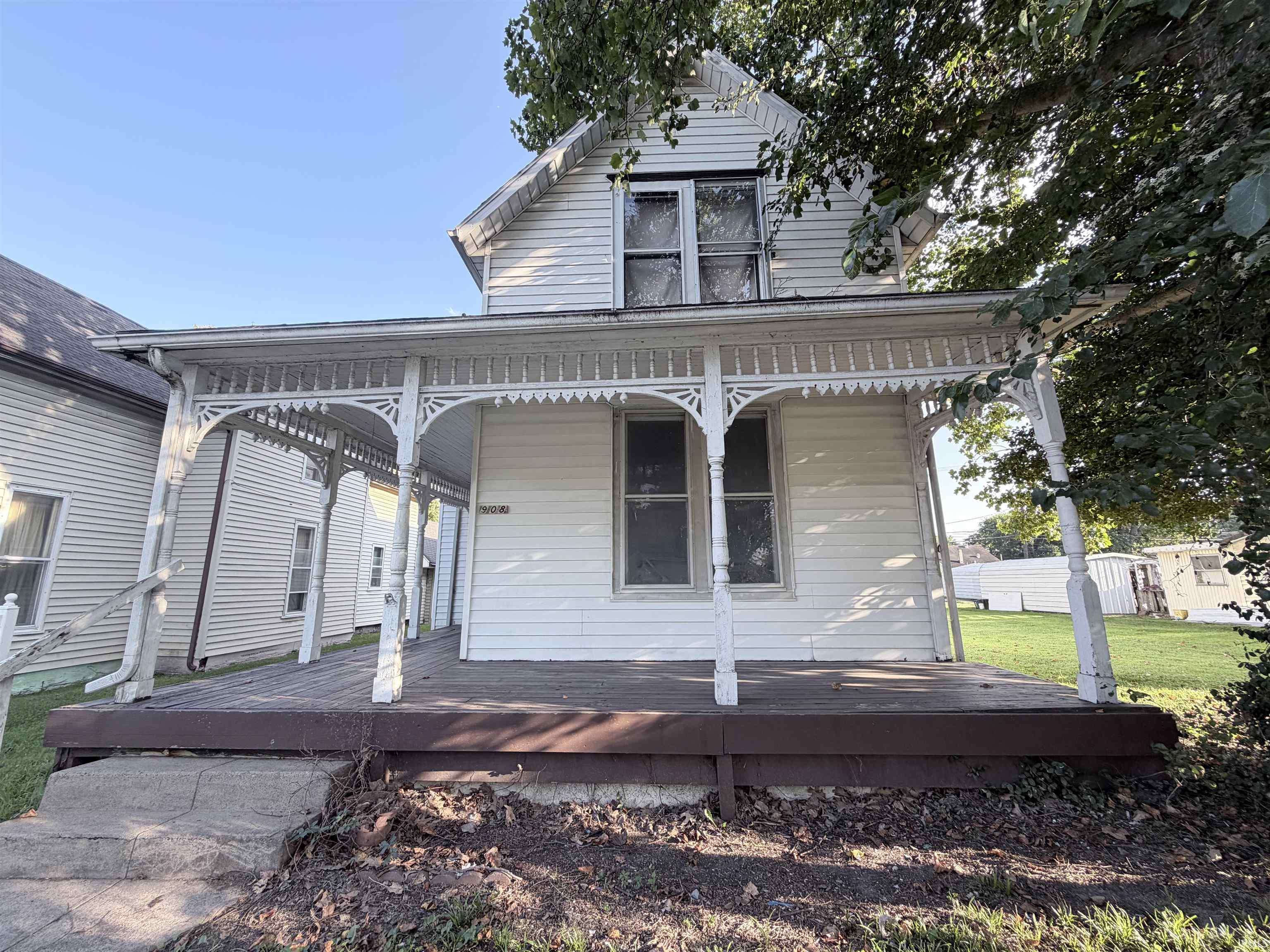 908 W Fourth Street Property Photo 1