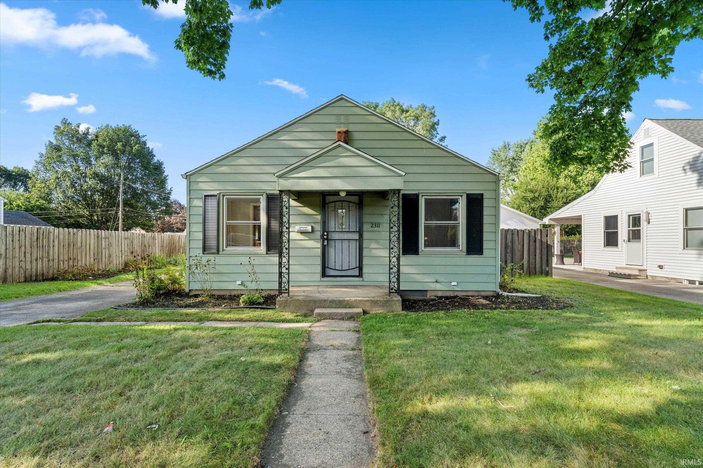 2311 Corby Boulevard Property Photo 1