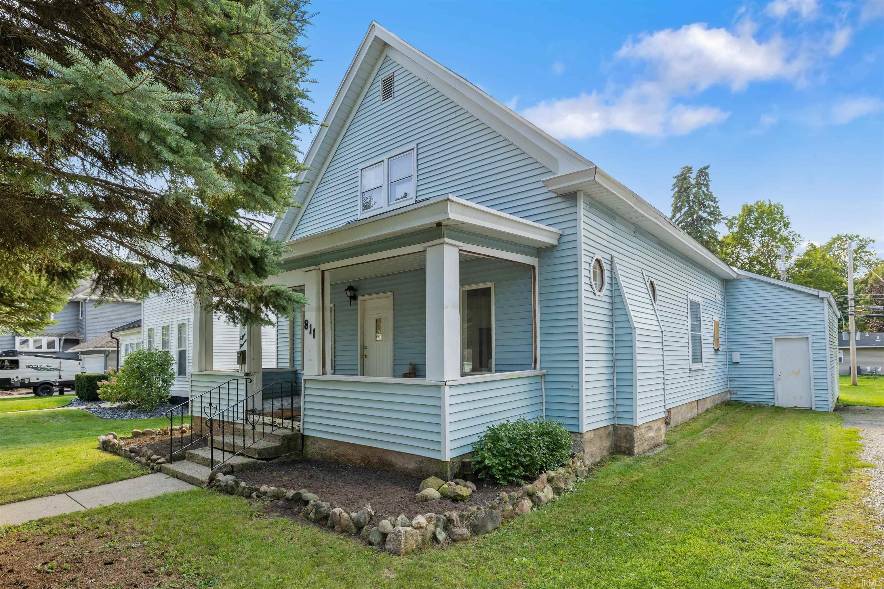 811 Midway Drive