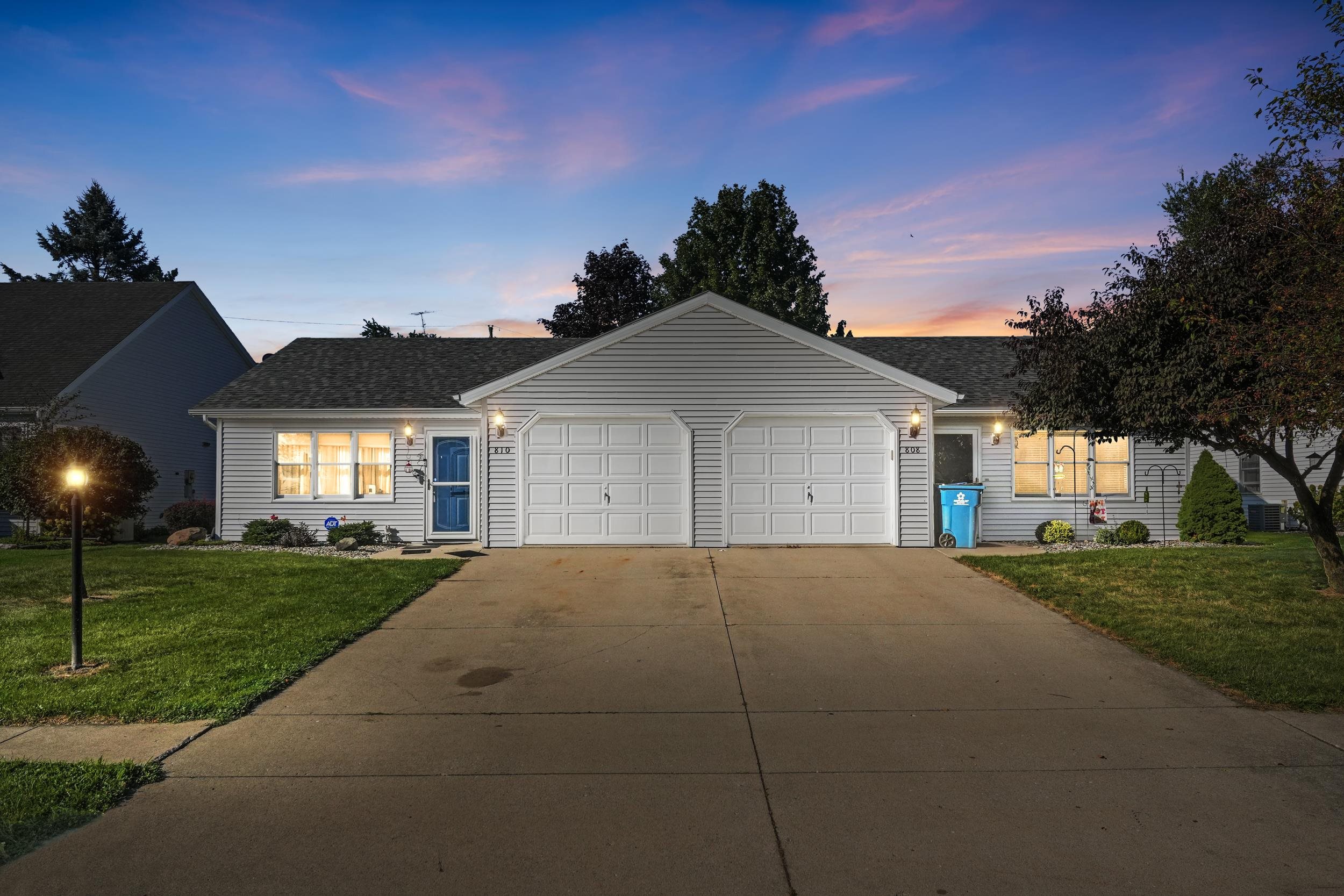 810 Apple Hill Way Property Photo 1