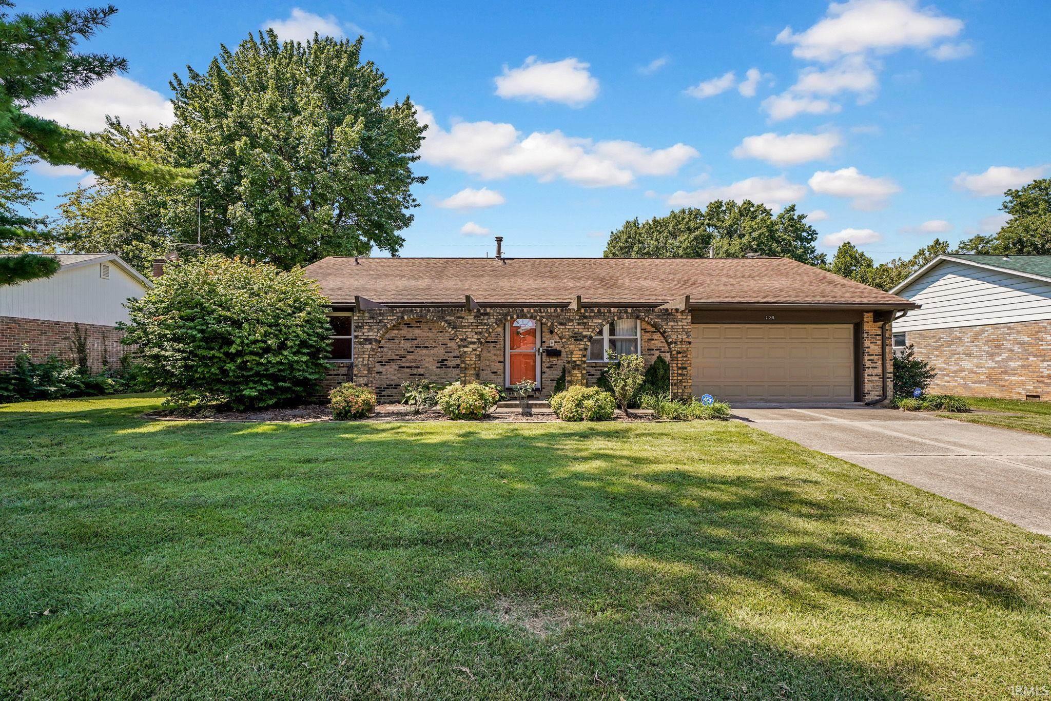 225 Indian Trail Property Photo 1