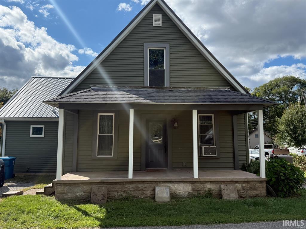402 S Half Street Property Photo 1