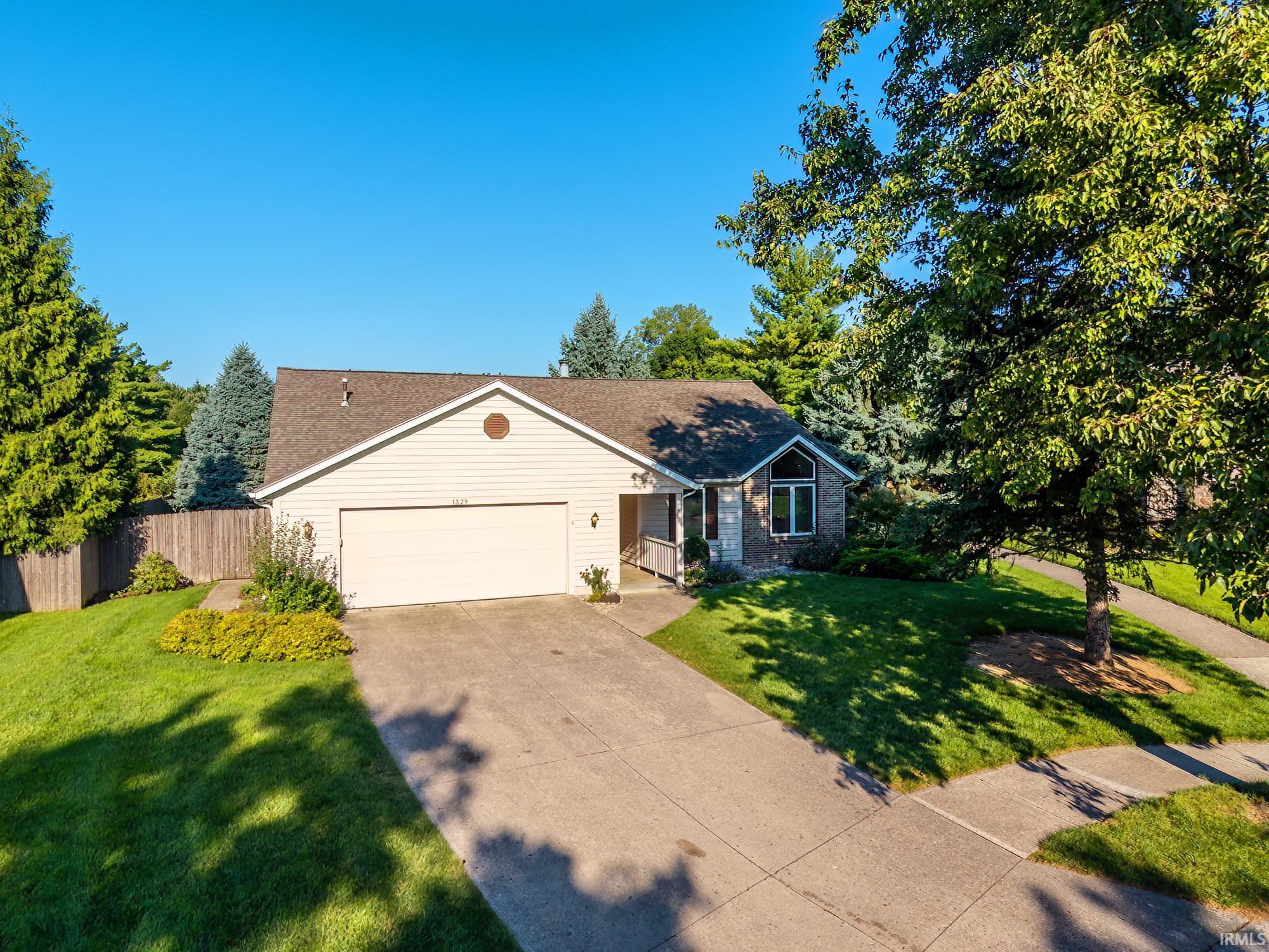 1529 Faulkner Court Property Photo 1