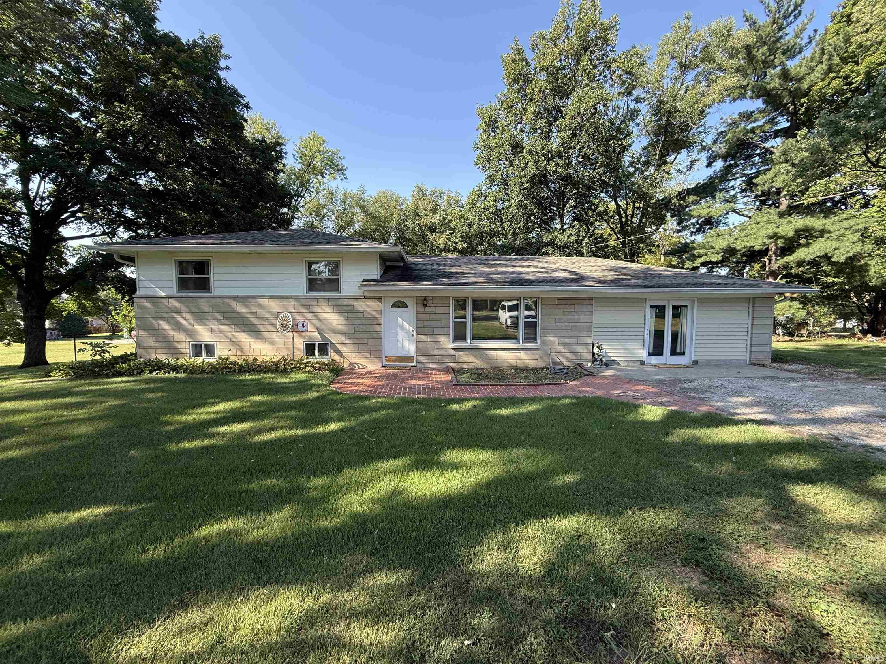 2703 Rose Drive Property Photo 1