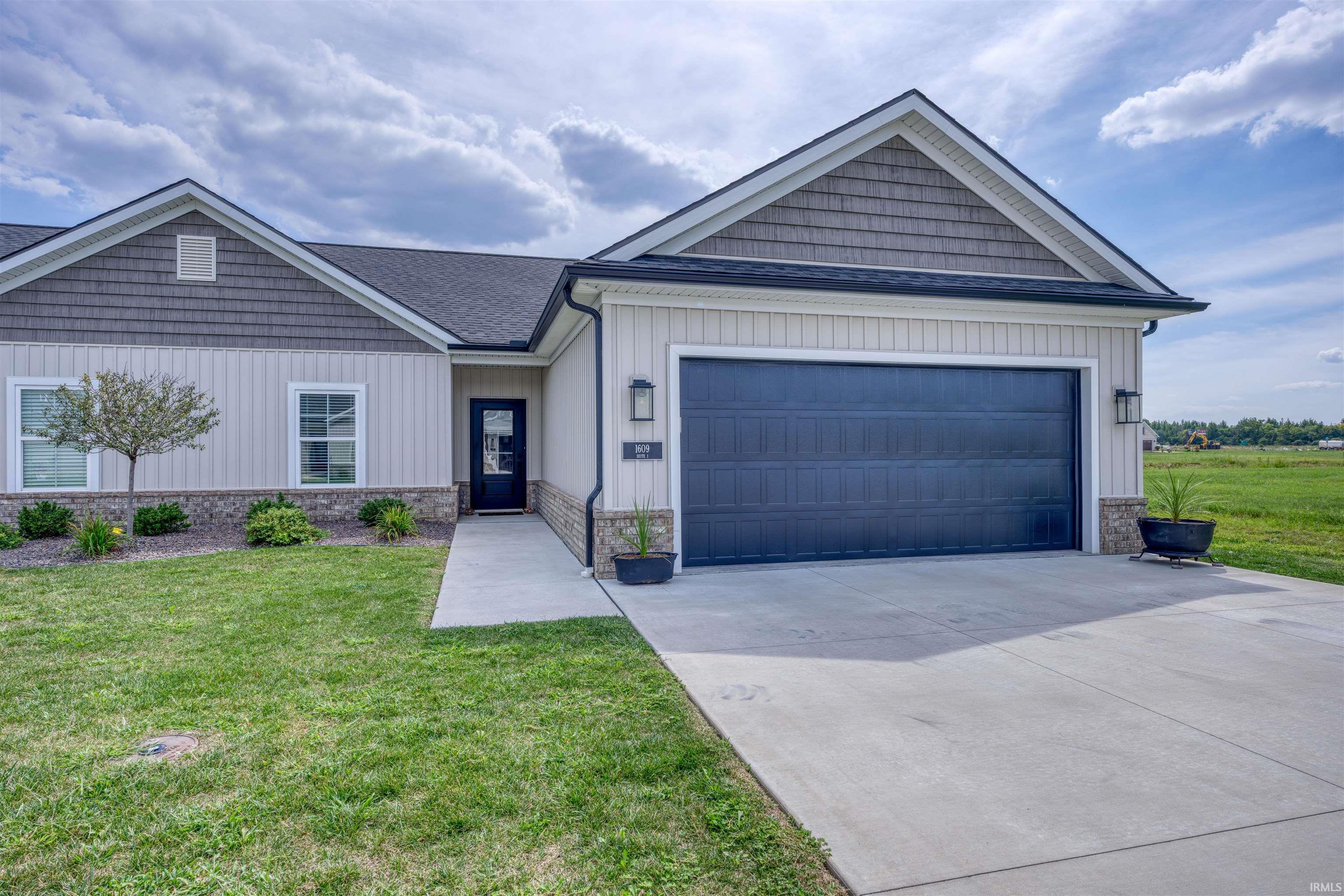 1609 Theo Drive Property Photo 1