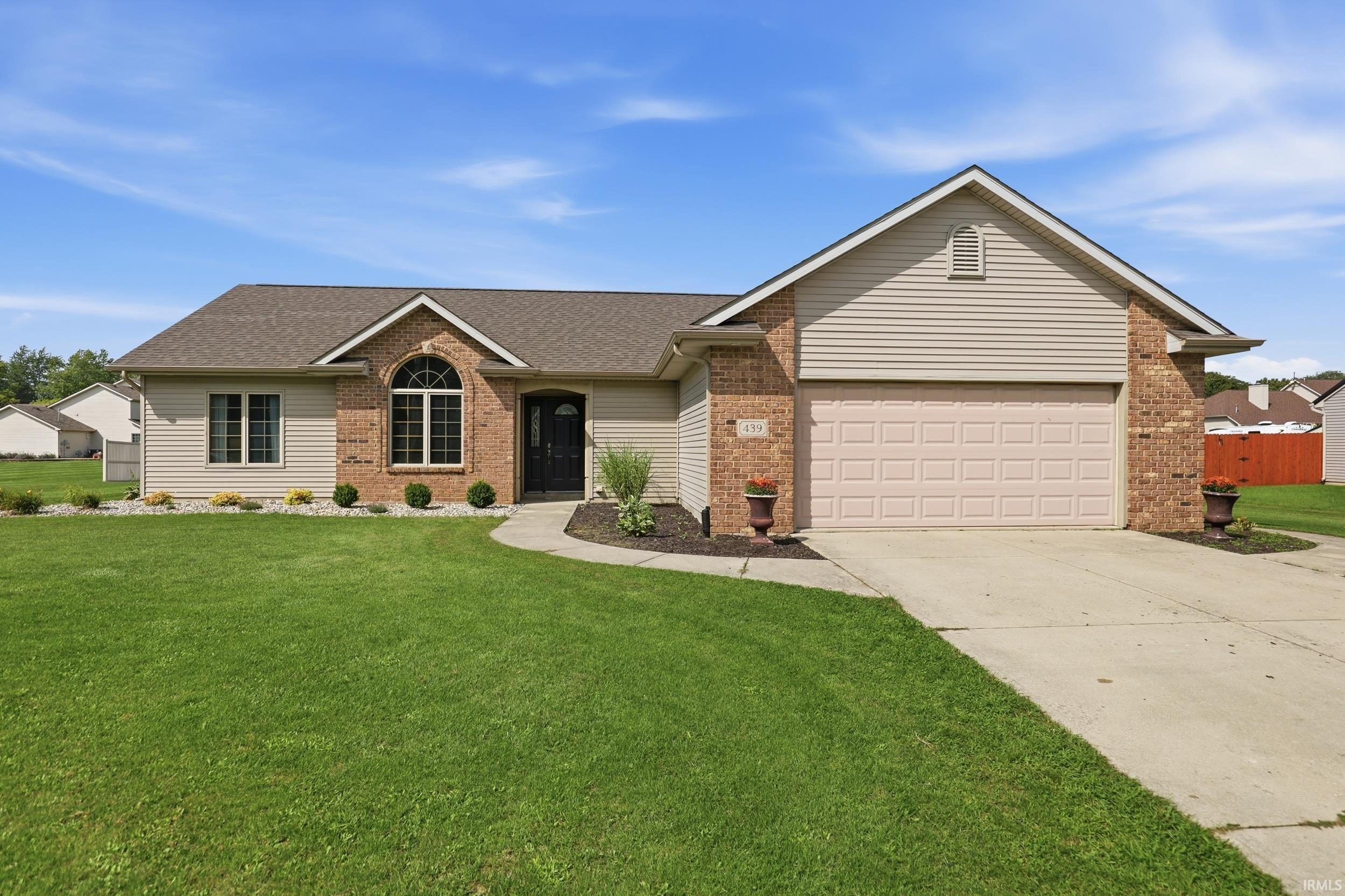 439 Westward Drive Property Photo 1