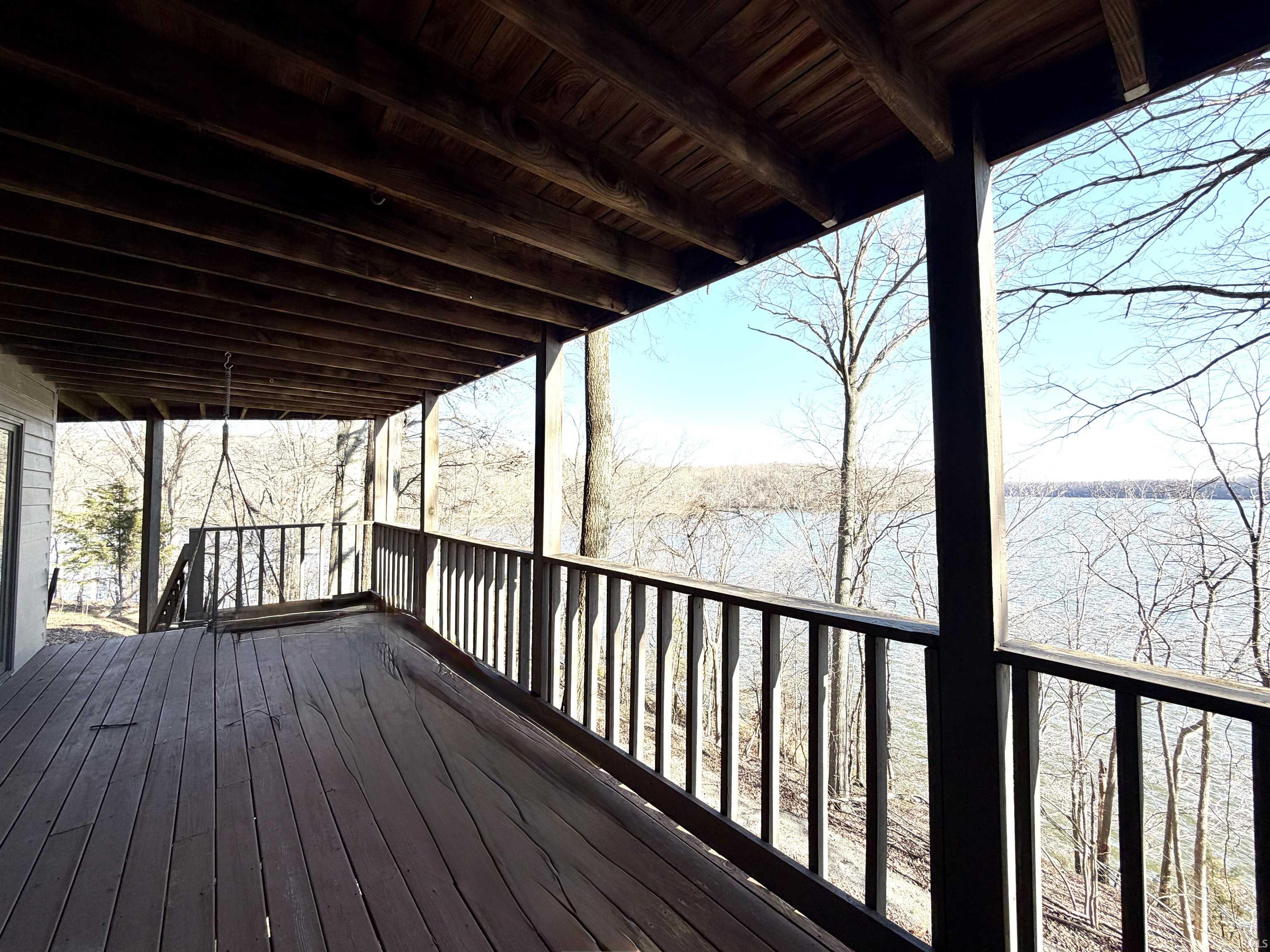 2072 E Waters Edge Drive Property Photo 1