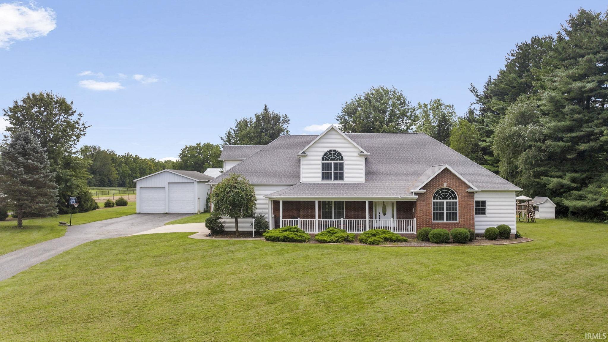 13285 12th Road Property Photo 1