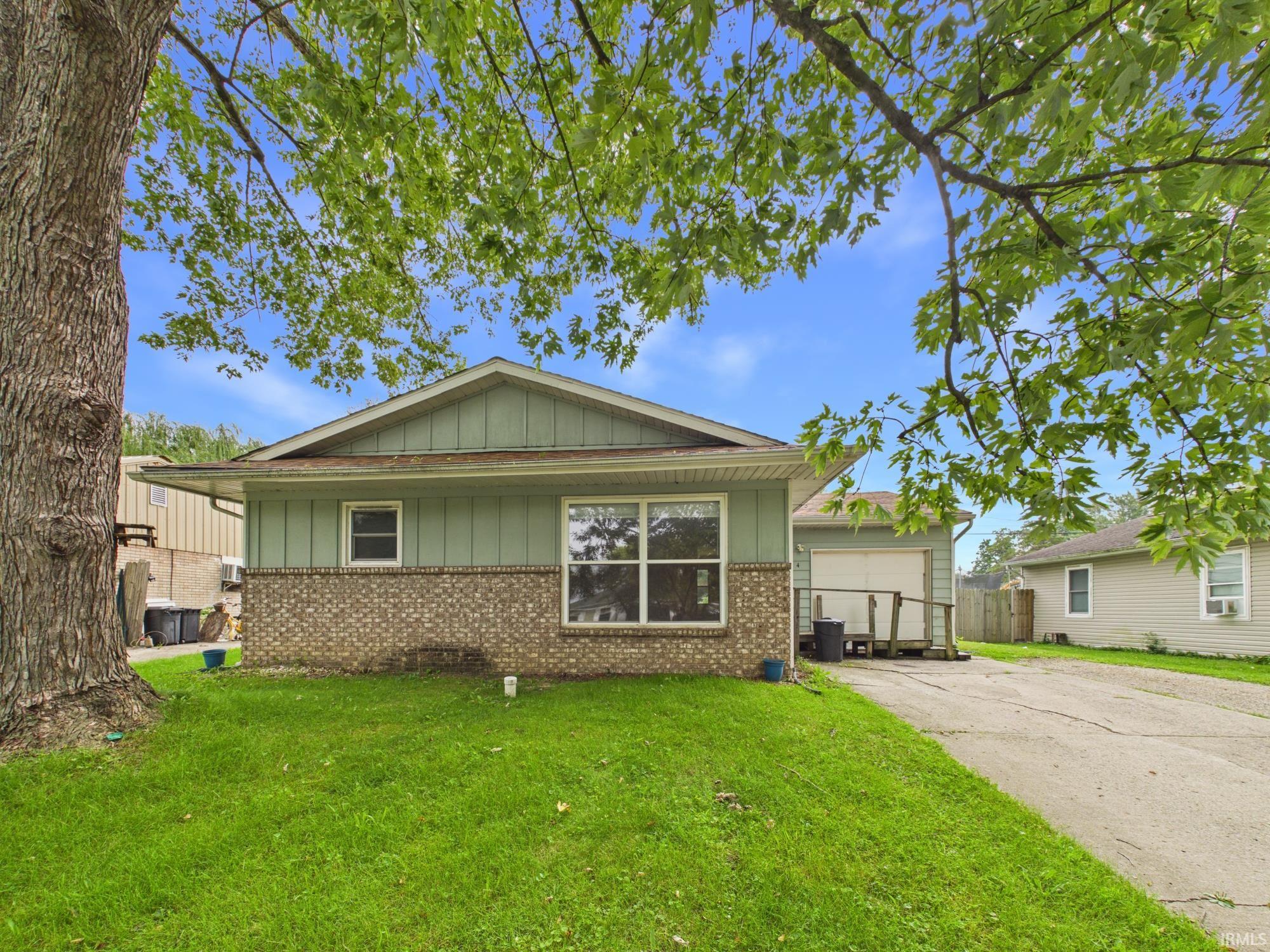 4 White Oak Court Property Photo 1