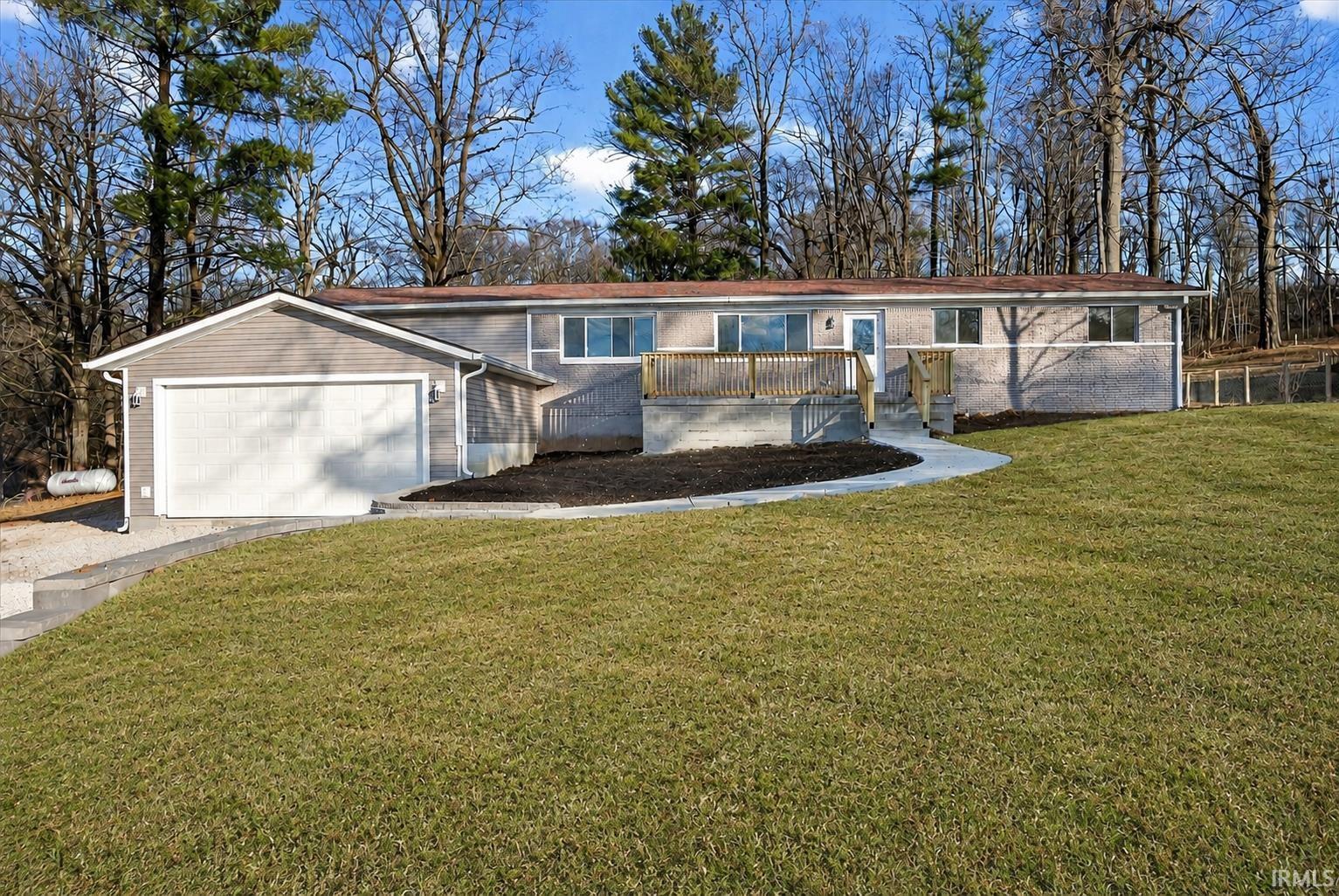 576 N Hartstrait Road Property Photo 1