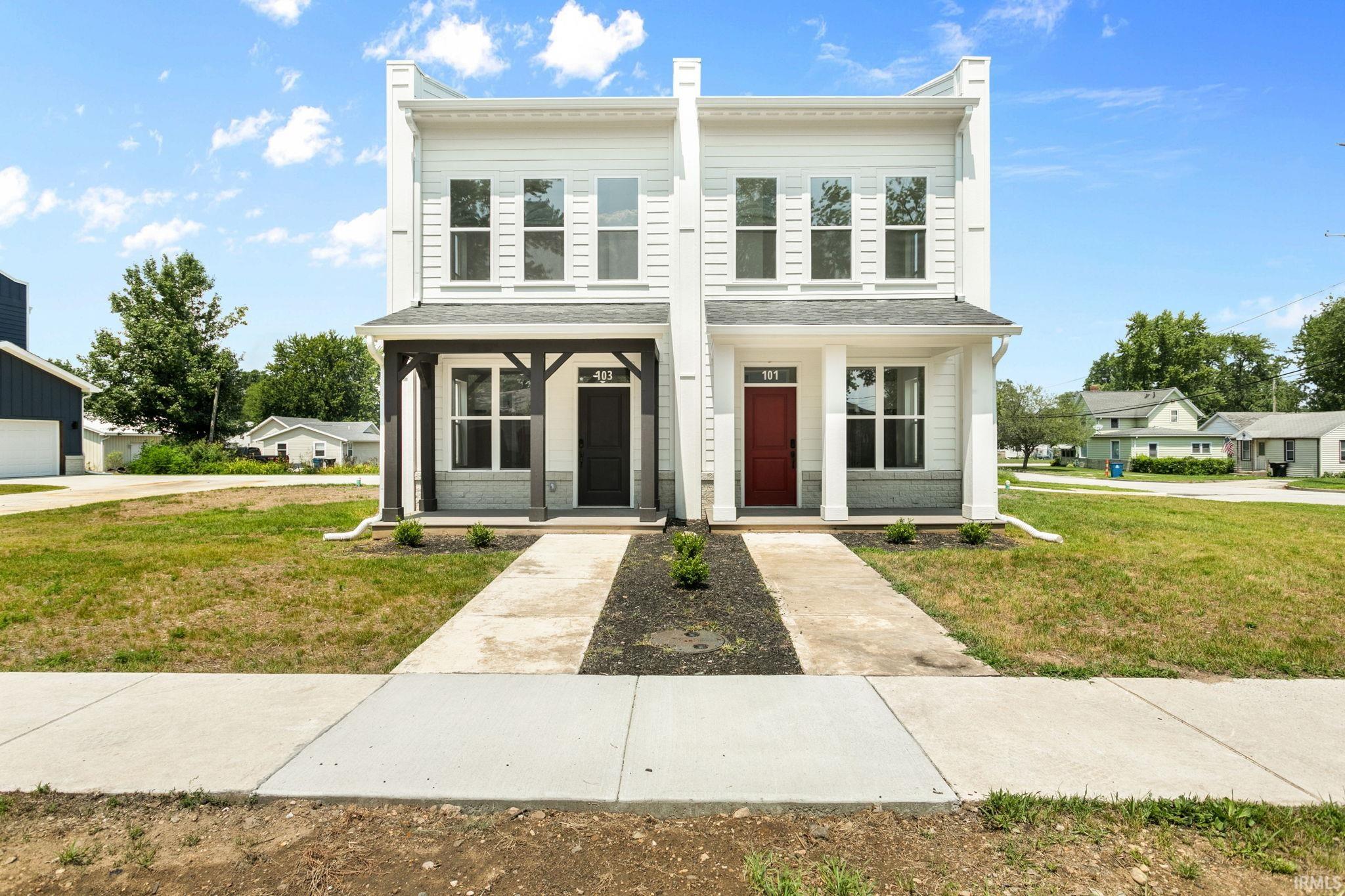 101 W Wabash Avenue Property Photo 1