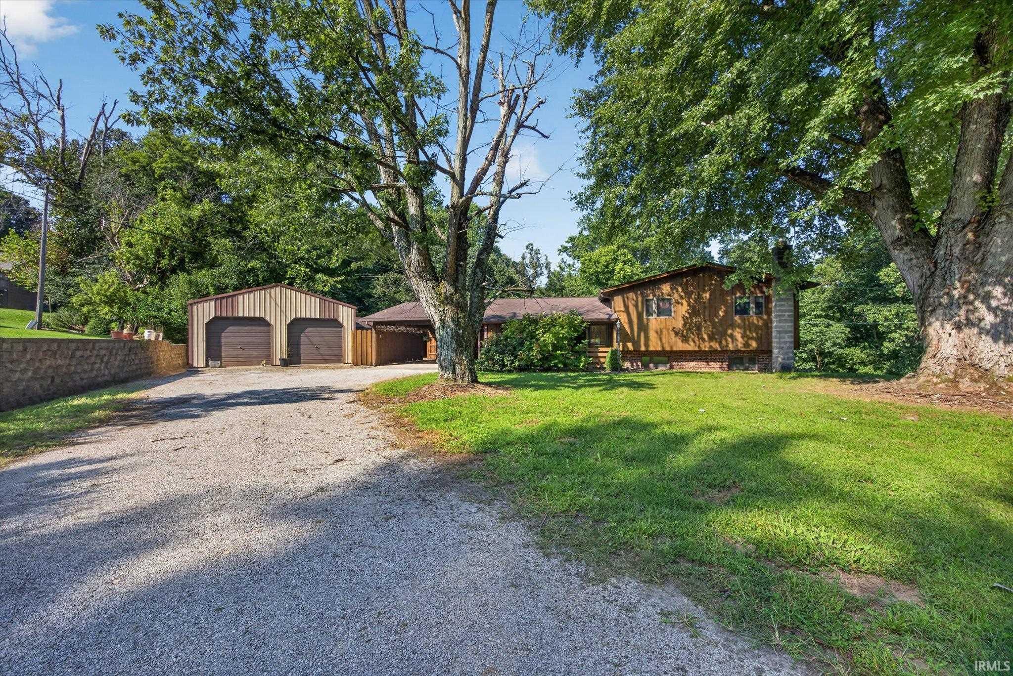 693 Forest Drive Property Photo 1