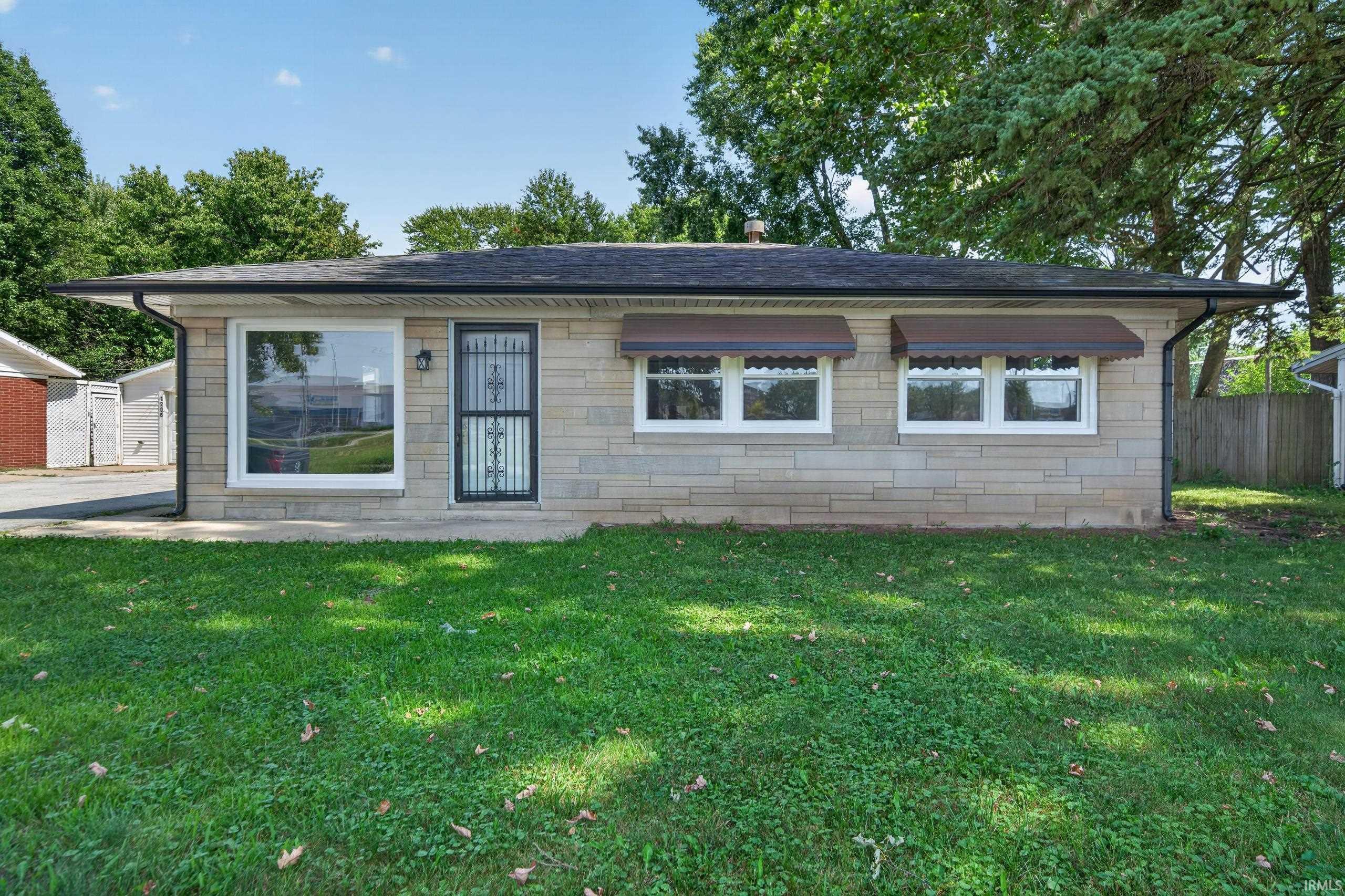 1212 IMPERIAL Drive