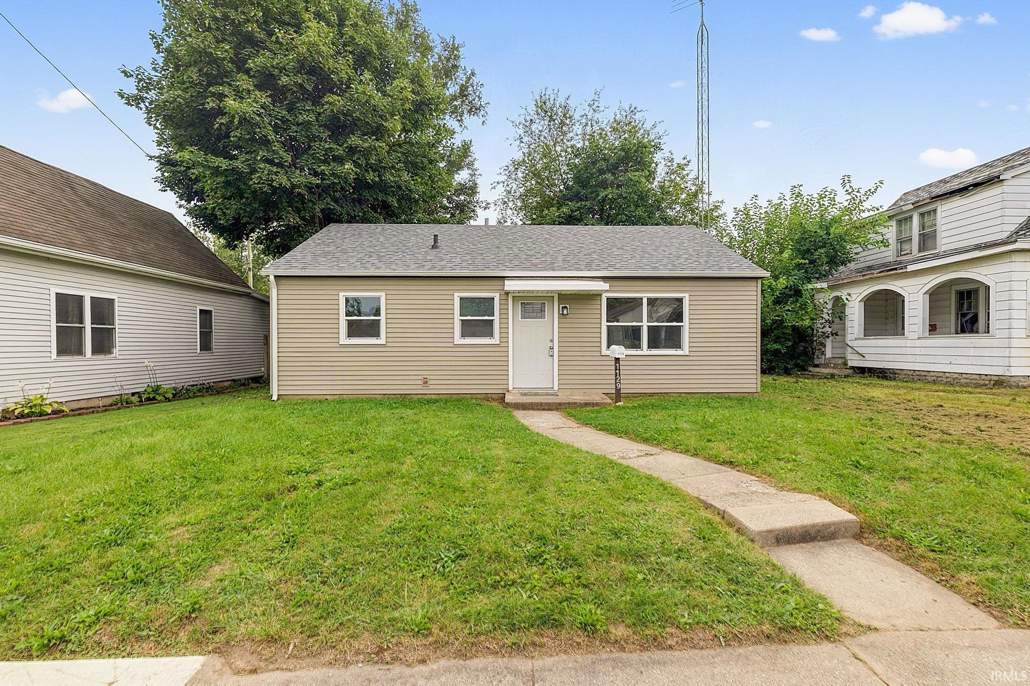 1129 W 5th Street Property Photo 1
