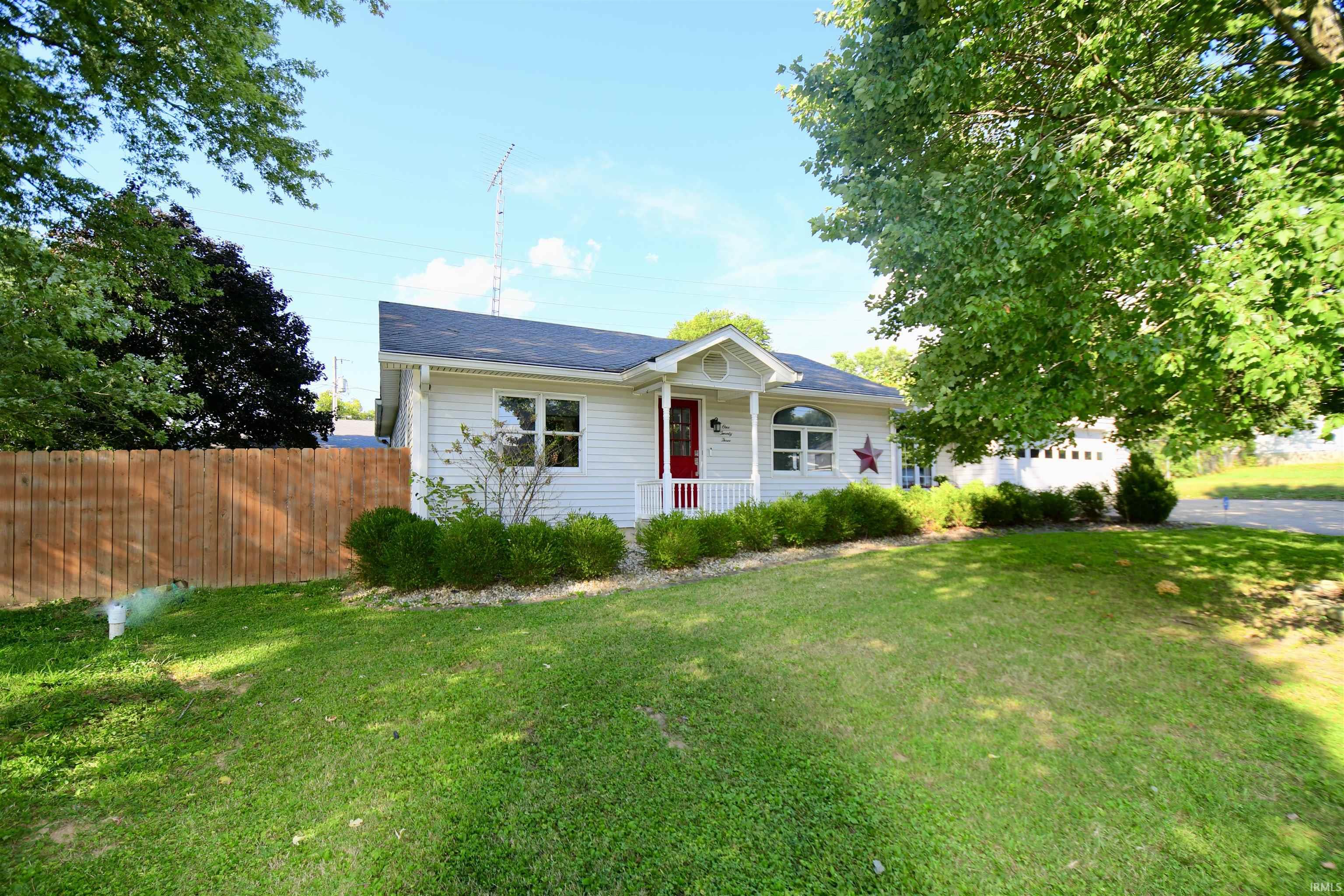 123 8th Street Property Photo 1