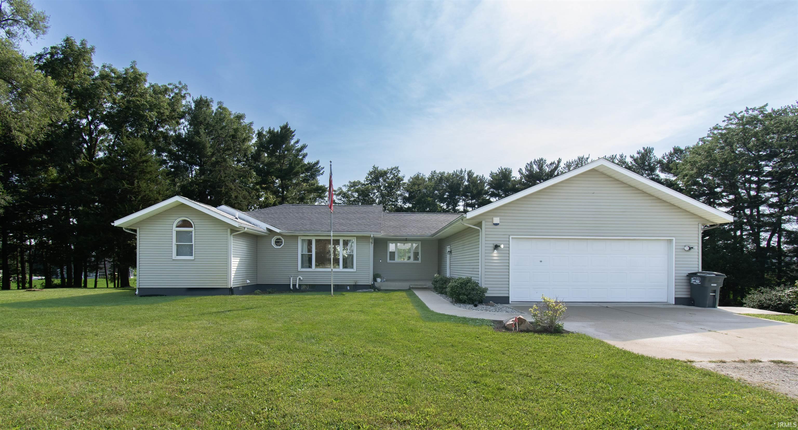 0882 S Us 33 Property Photo 1